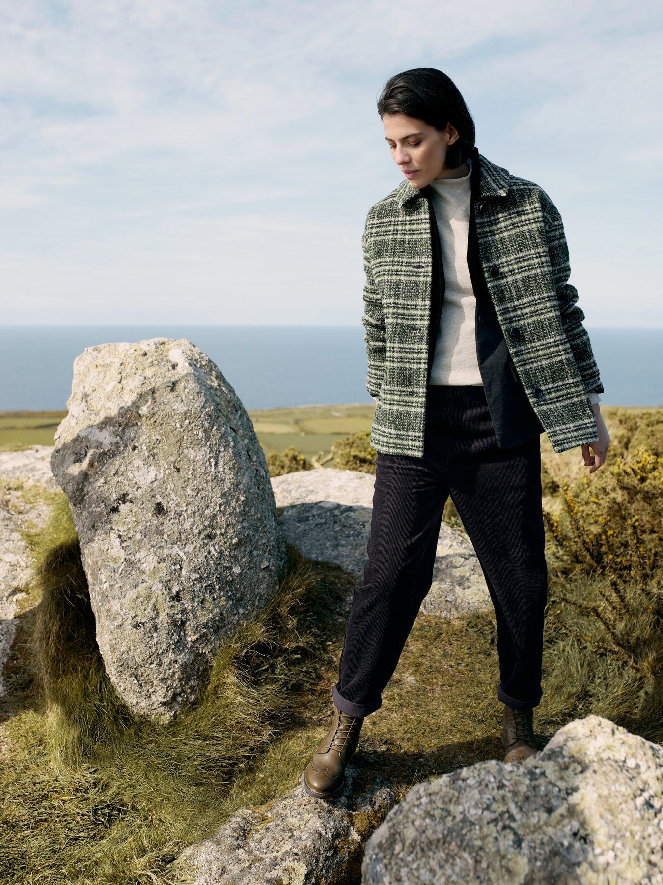 seasalt-cornwall-beamwind-coat-leah-seal-leah-seal-check-onyx-navyback