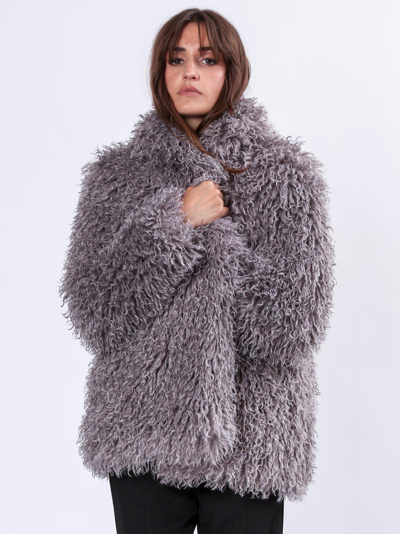 religion-short-faux-fur-coat-greyoutfit