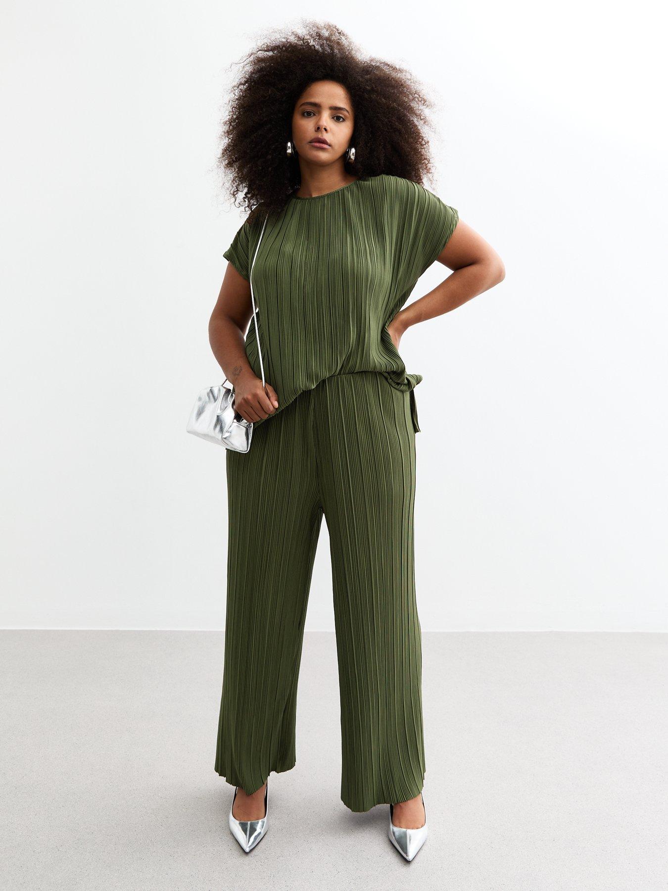 new-look-curves-khaki-plissampeacute-wide-leg-trousers-green