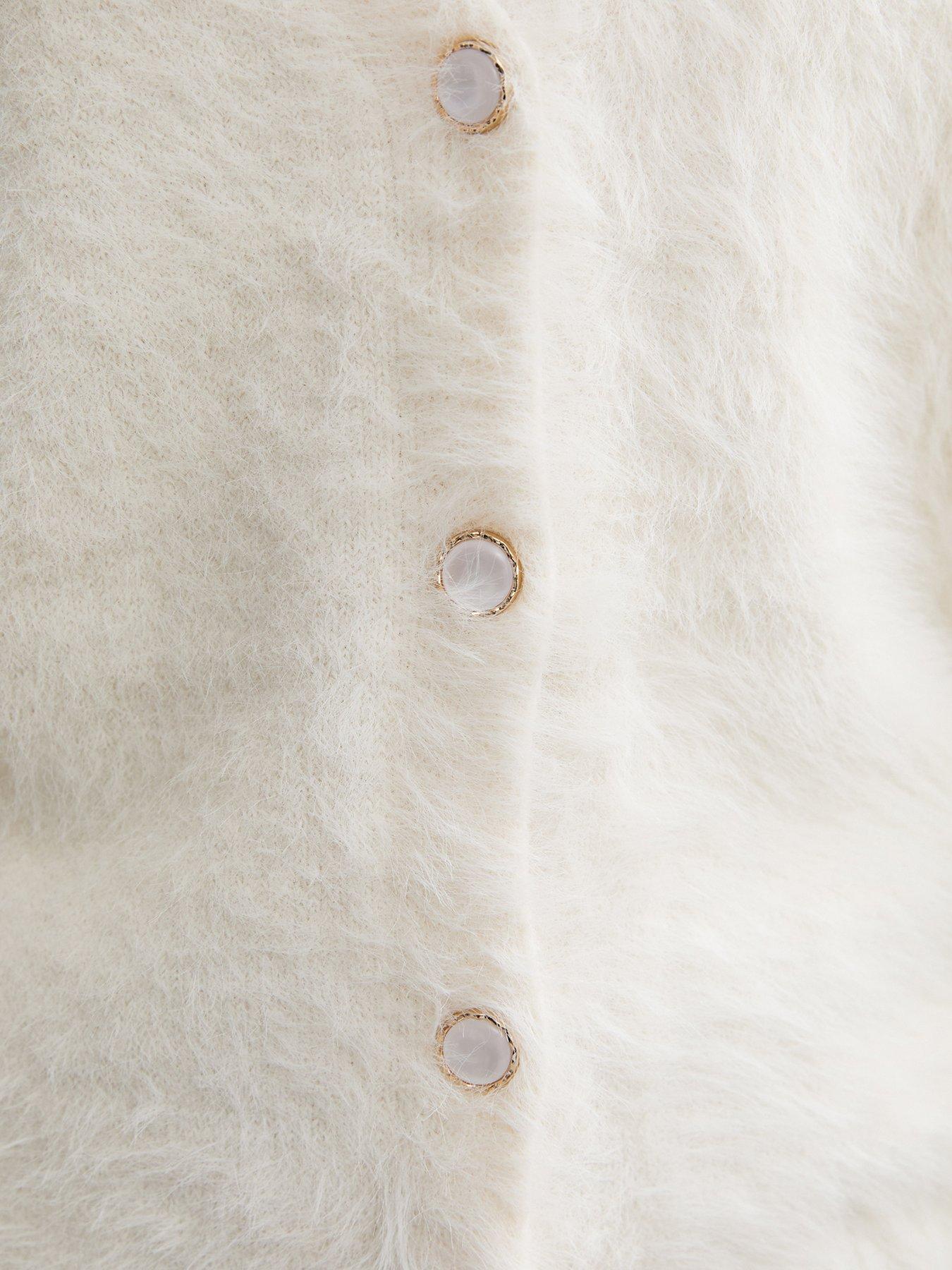 new-look-fluffy-long-sleeve-cardigan-creamdetail