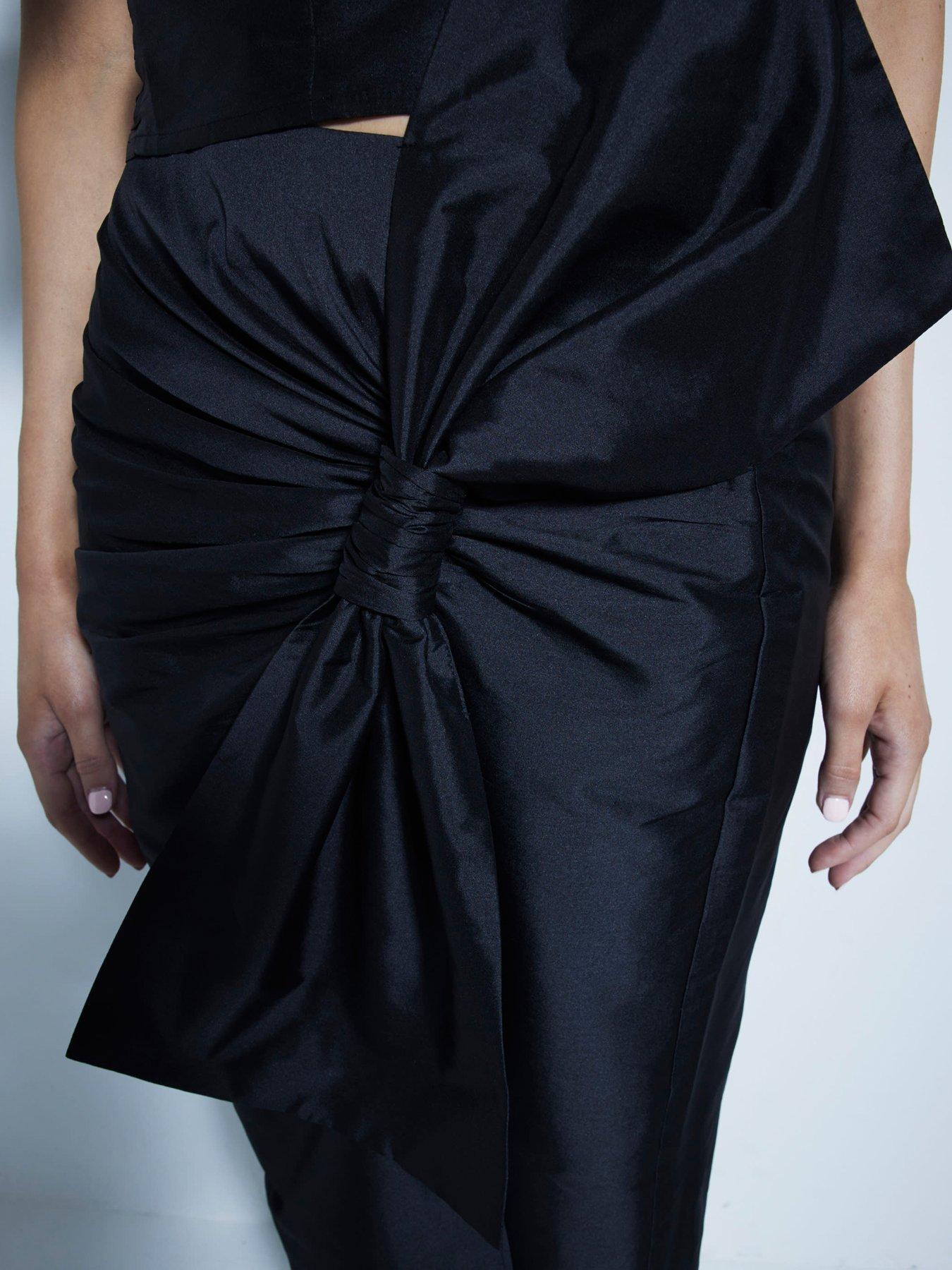 river-island-bow-detail-midi-skirt-blackoutfit