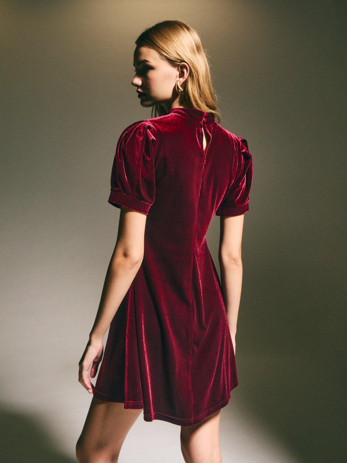 new-look-high-neck-short-sleeve-velvet-mini-dress-burgundystillFront