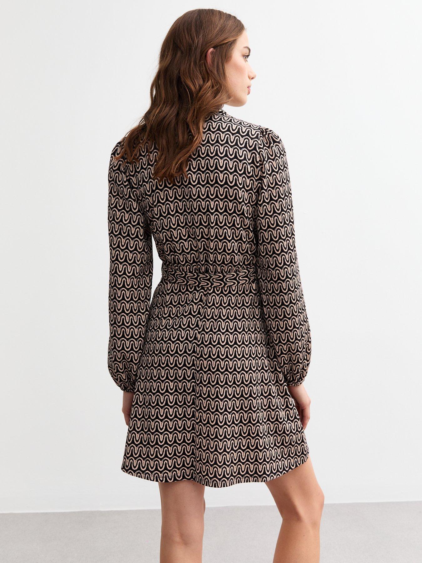 new-look-woven-wavey-pattern-mini-shirt-dress-brownstillFront