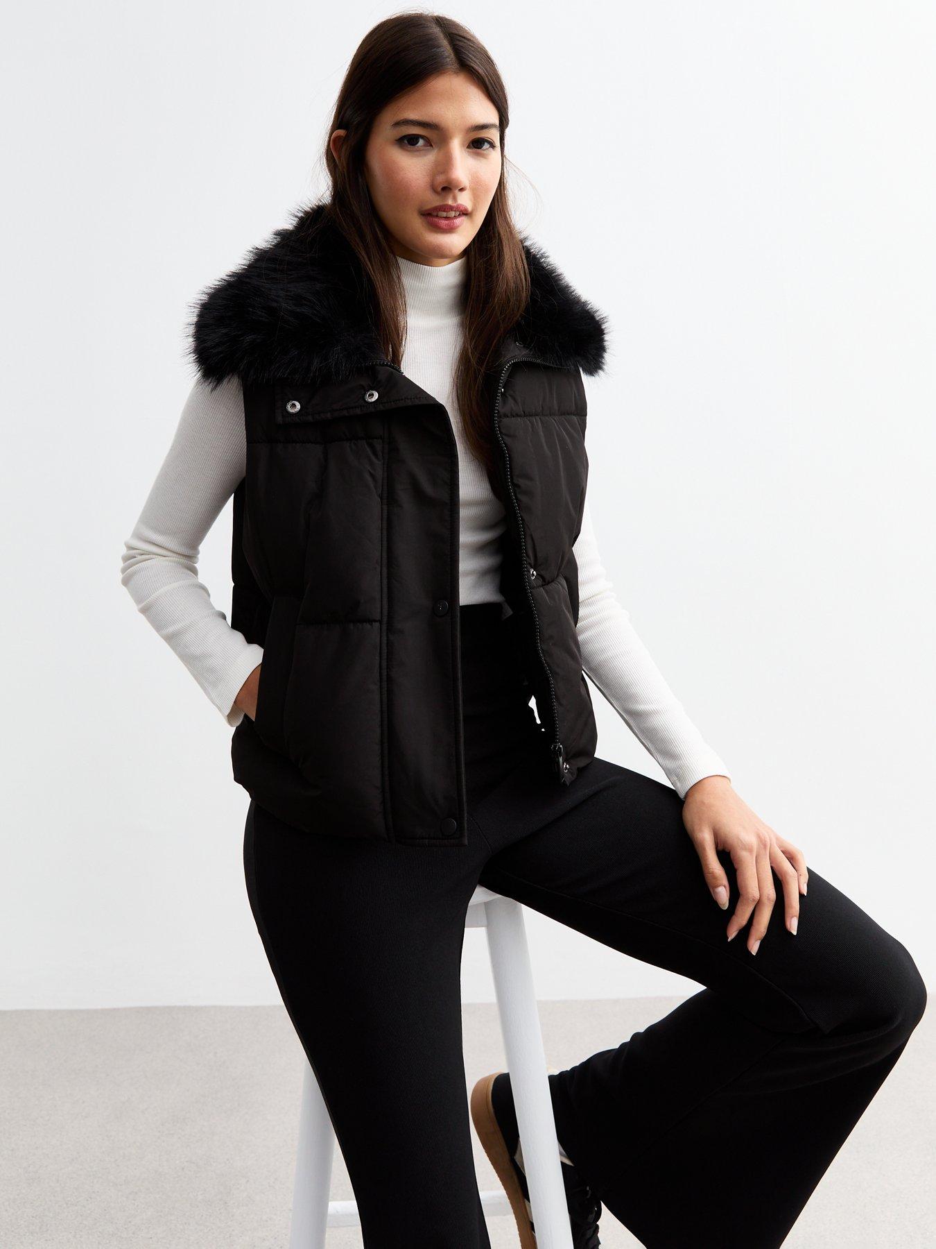 new-look-black-detachable-faux-fur-collar-padded-gilet