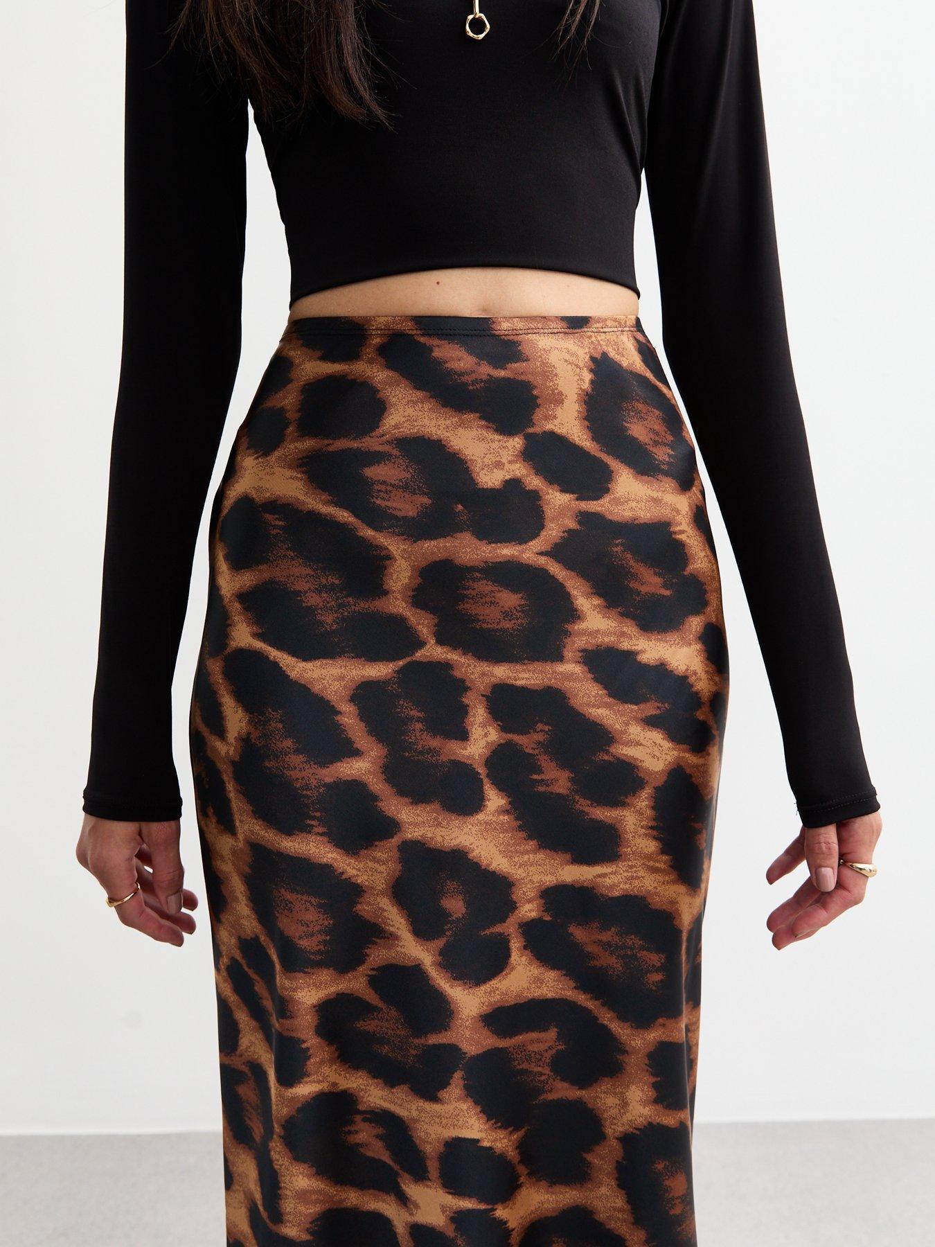 new-look-brown-leopard-print-satin-midi-skirtoutfit