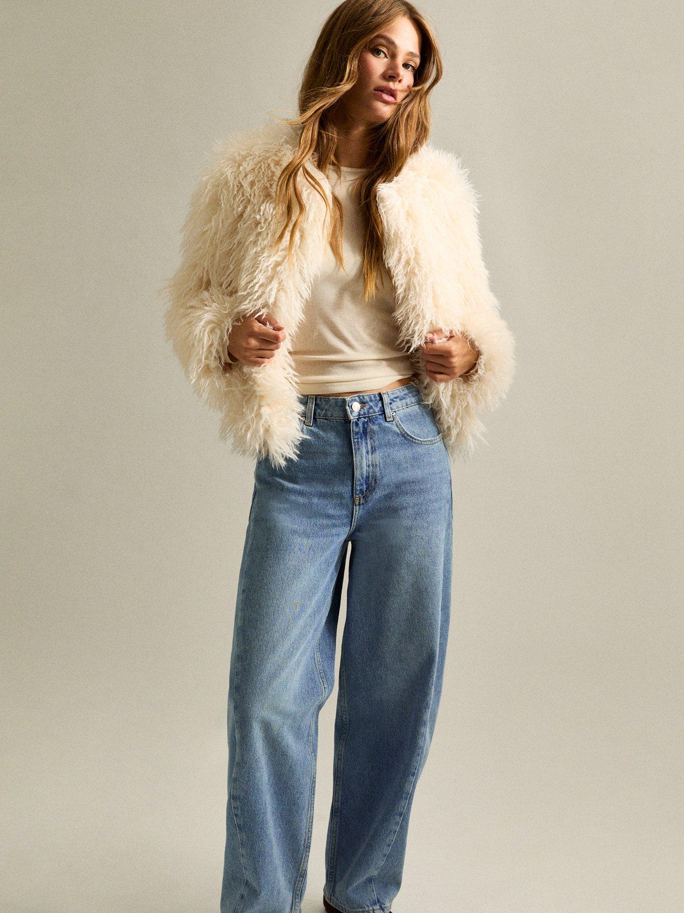 new-look-washed-barrel-leg-jeans-bluedetail