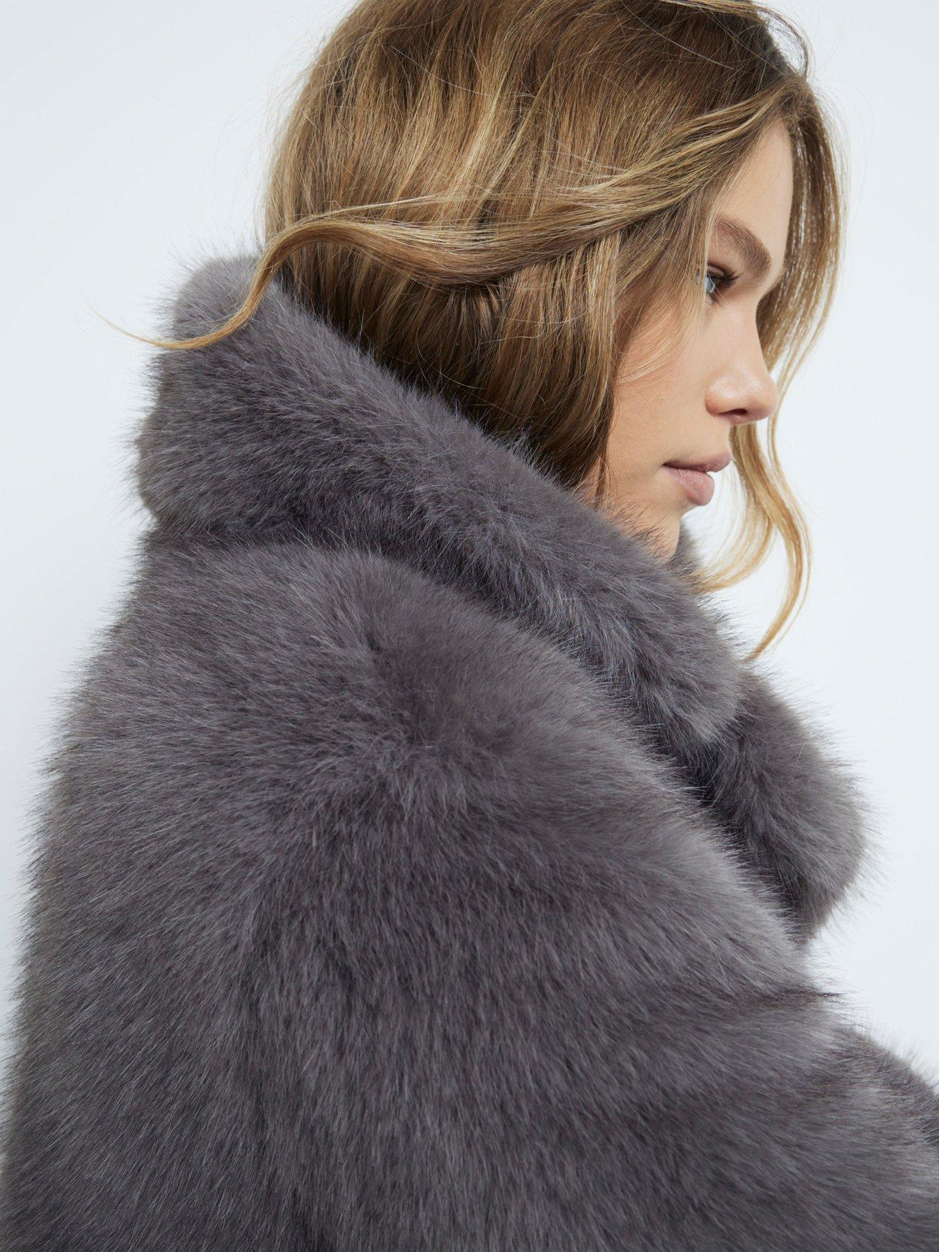 river-island-mid-length-faux-fur-coat-greyoutfit