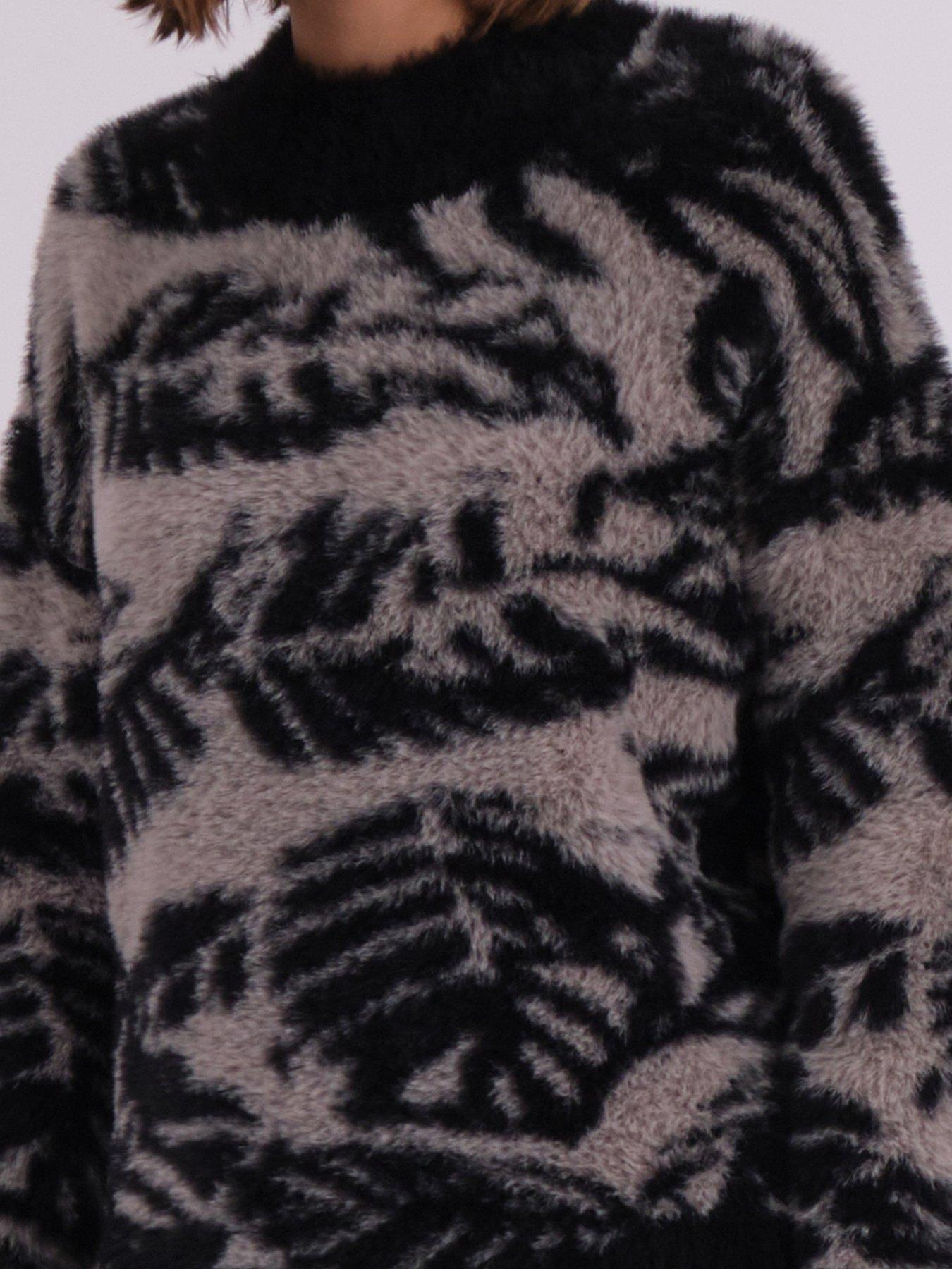 Image 5 of 5 of Religion Abstract Print Crewneck Jumper - Black