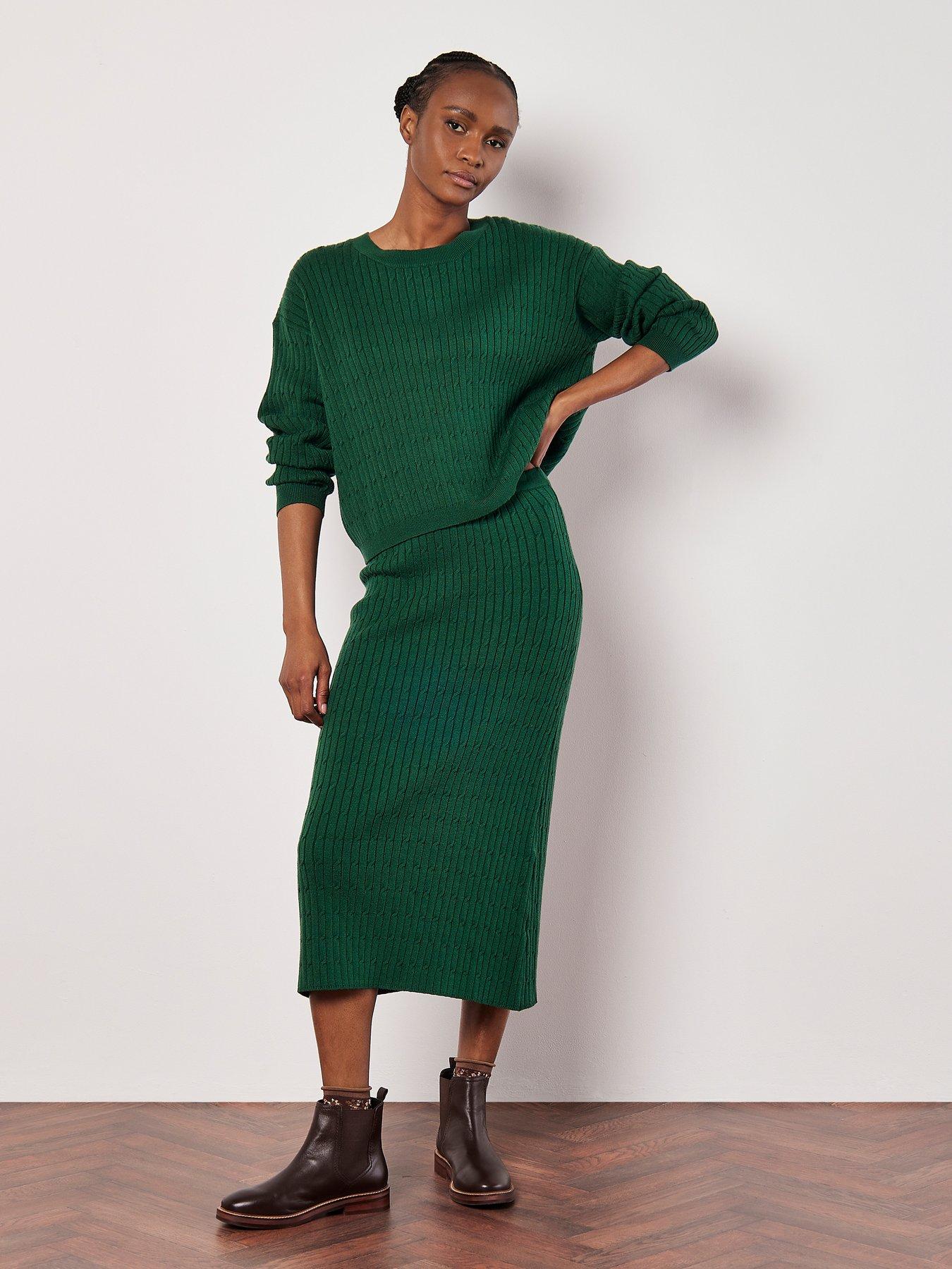 apricot-fine-gauge-cable-knit-midi-skirt-co-ord-greendetail