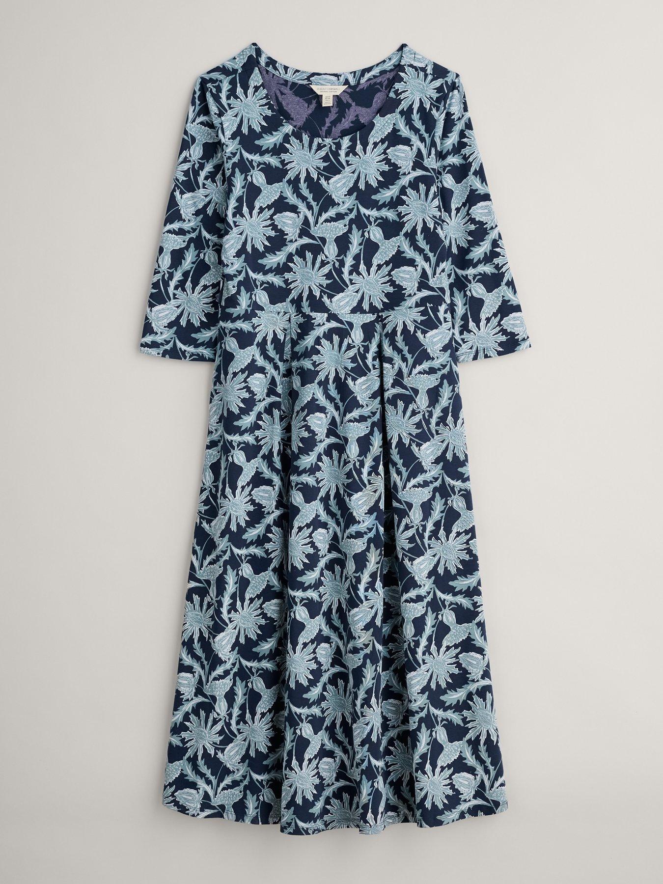 seasalt-cornwall-veronica-dress-woodcut-thistle-maritime-navyoutfit