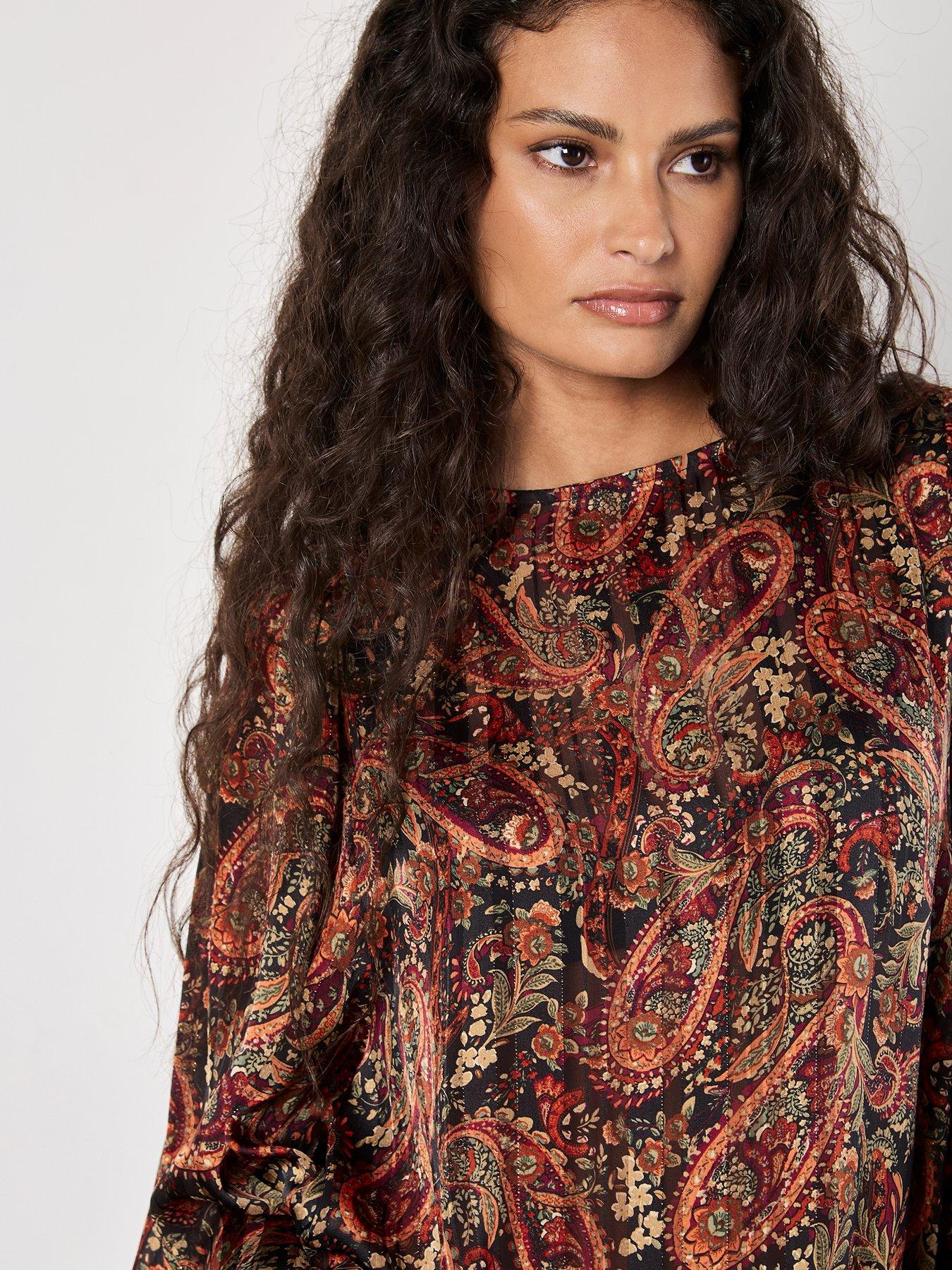 apricot-apricot-lurex-paisley-volume-sleeve-topdetail