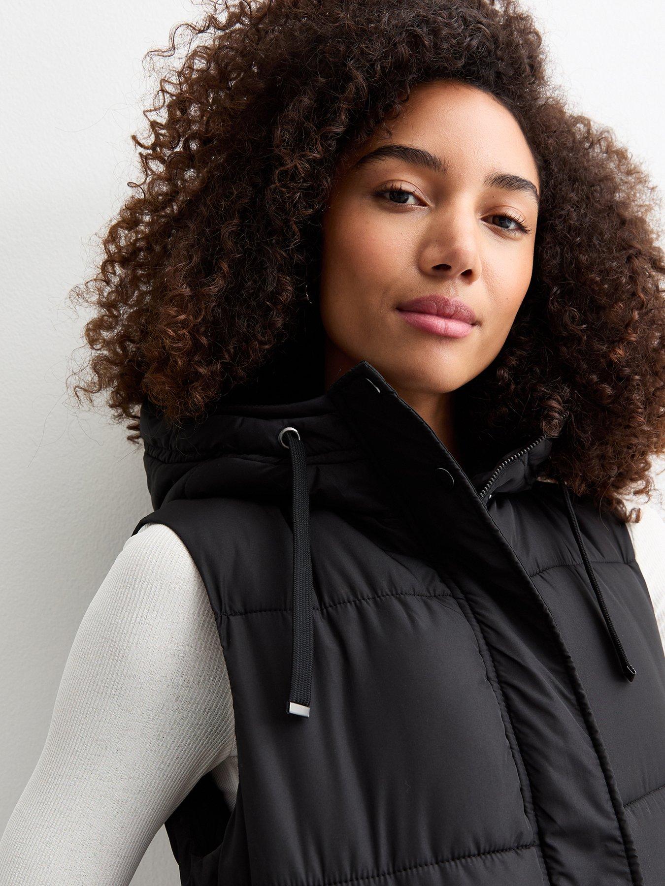 new-look-hooded-longline-puffer-gilet-blackoutfit