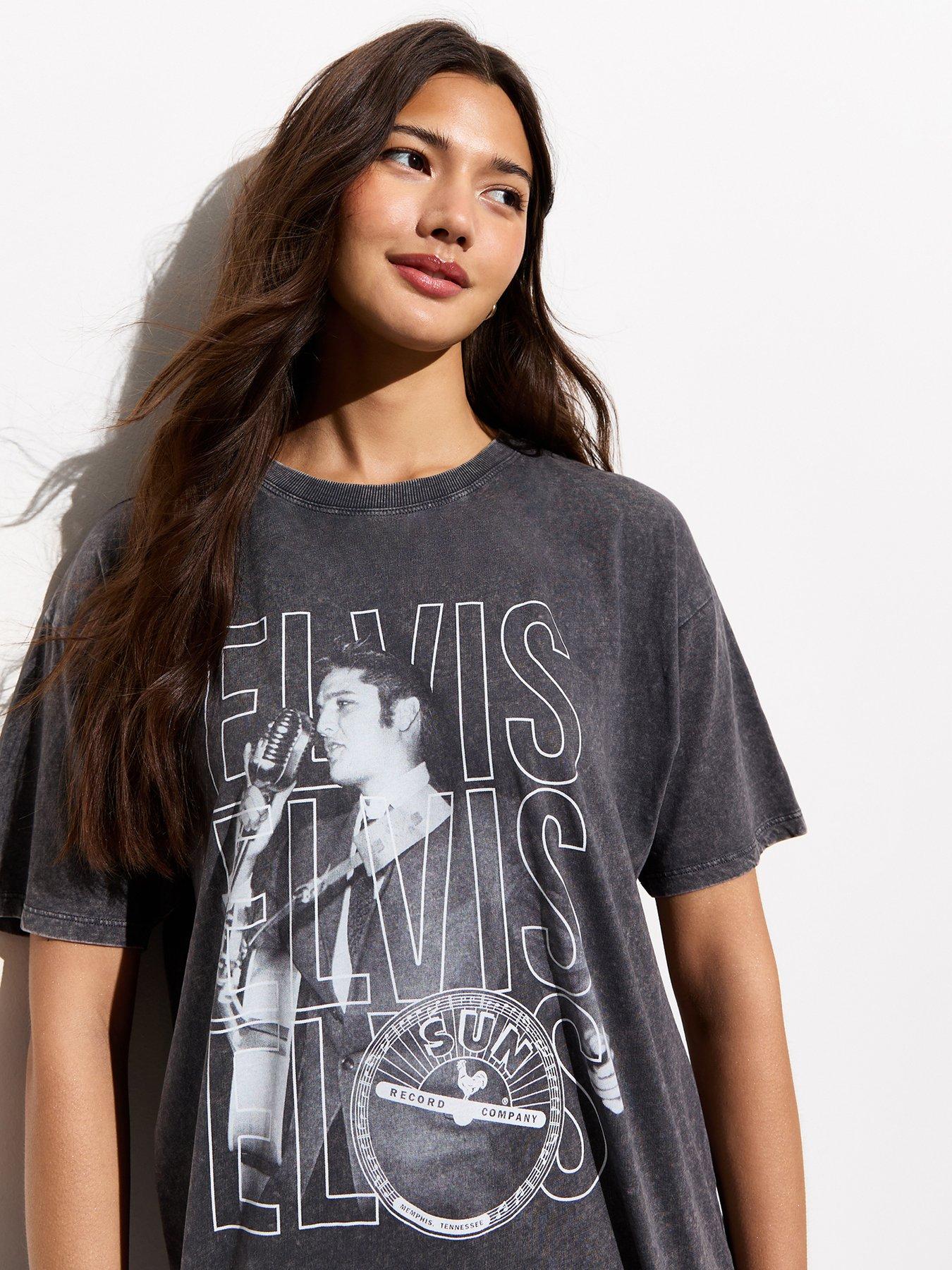 new-look-acid-wash-elvis-print-oversized-t-shirt-dark-greyoutfit