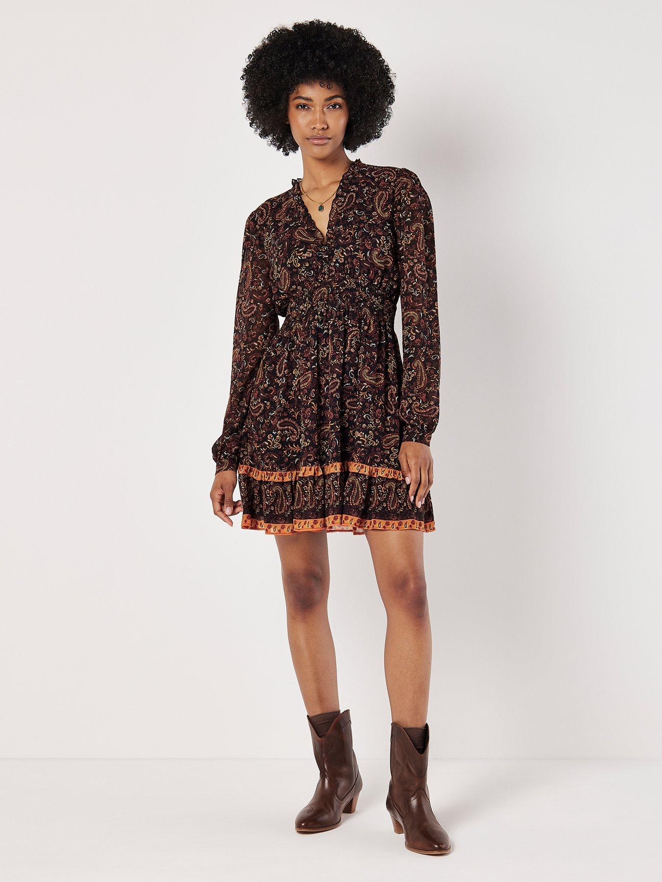 apricot-paisley-border-ruffle-dress-blackback