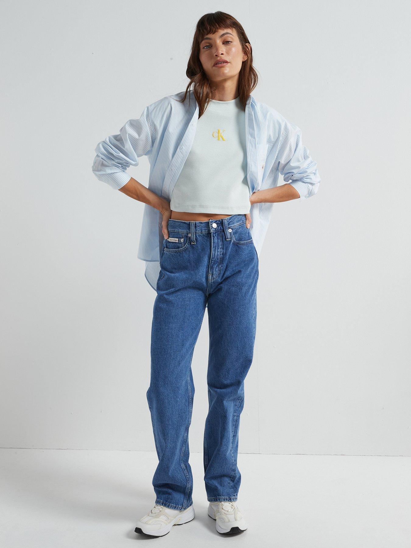 calvin-klein-jeans-monogram-cropped-t-shirt-greenback
