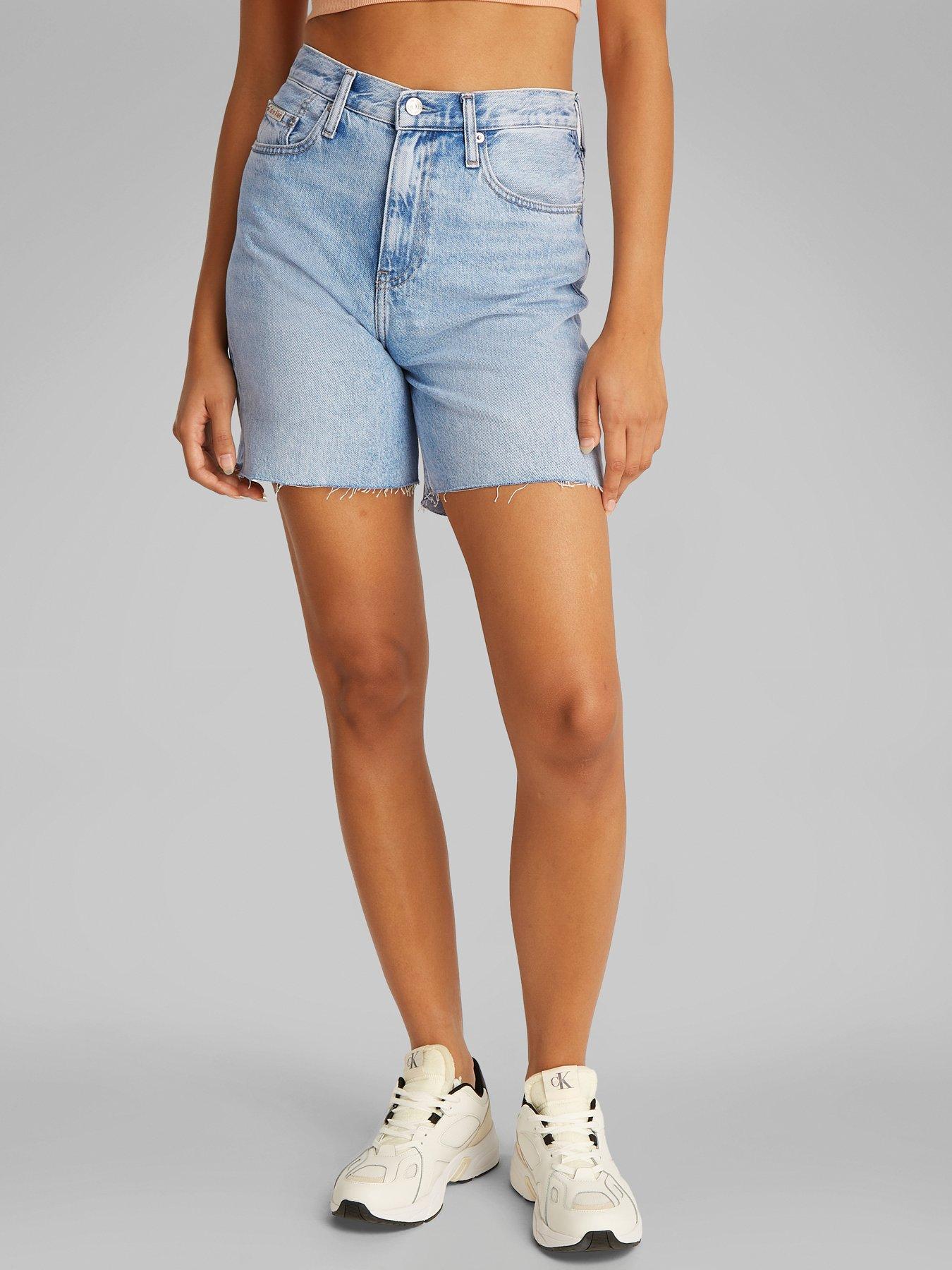 Calvin Klein Jeans Mid Bermuda Short - Blue