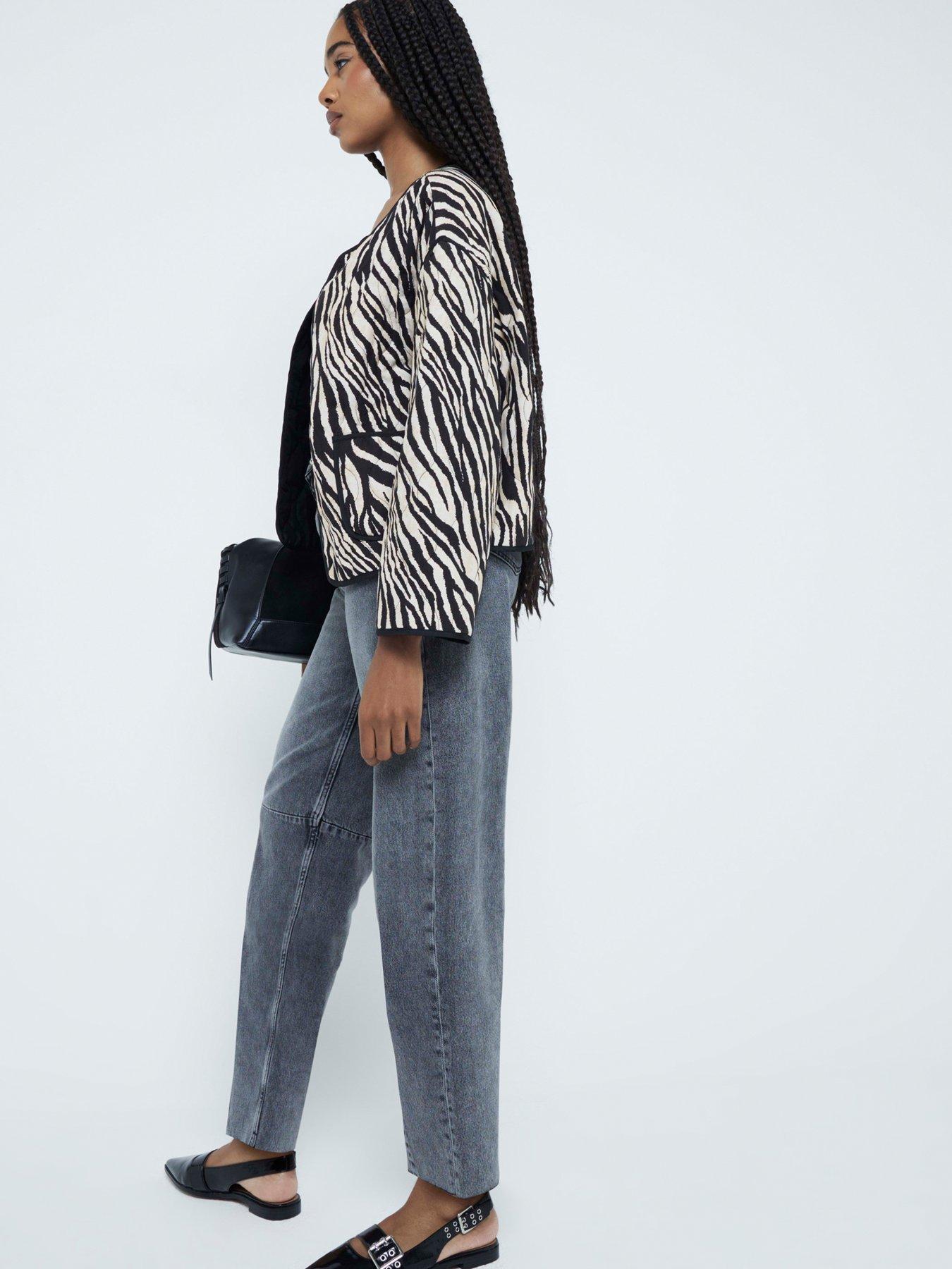 river-island-printed-zebra-housecoat-blackstillFront