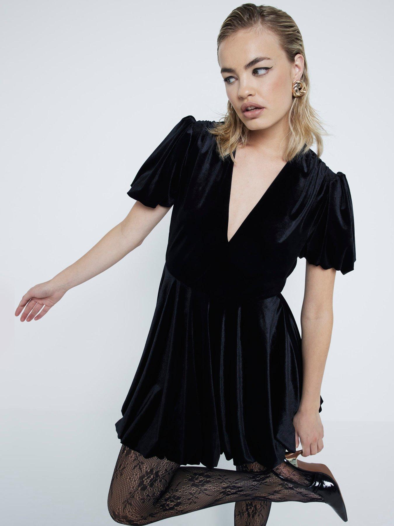 river-island-velvet-v-neck-tea-dress-black