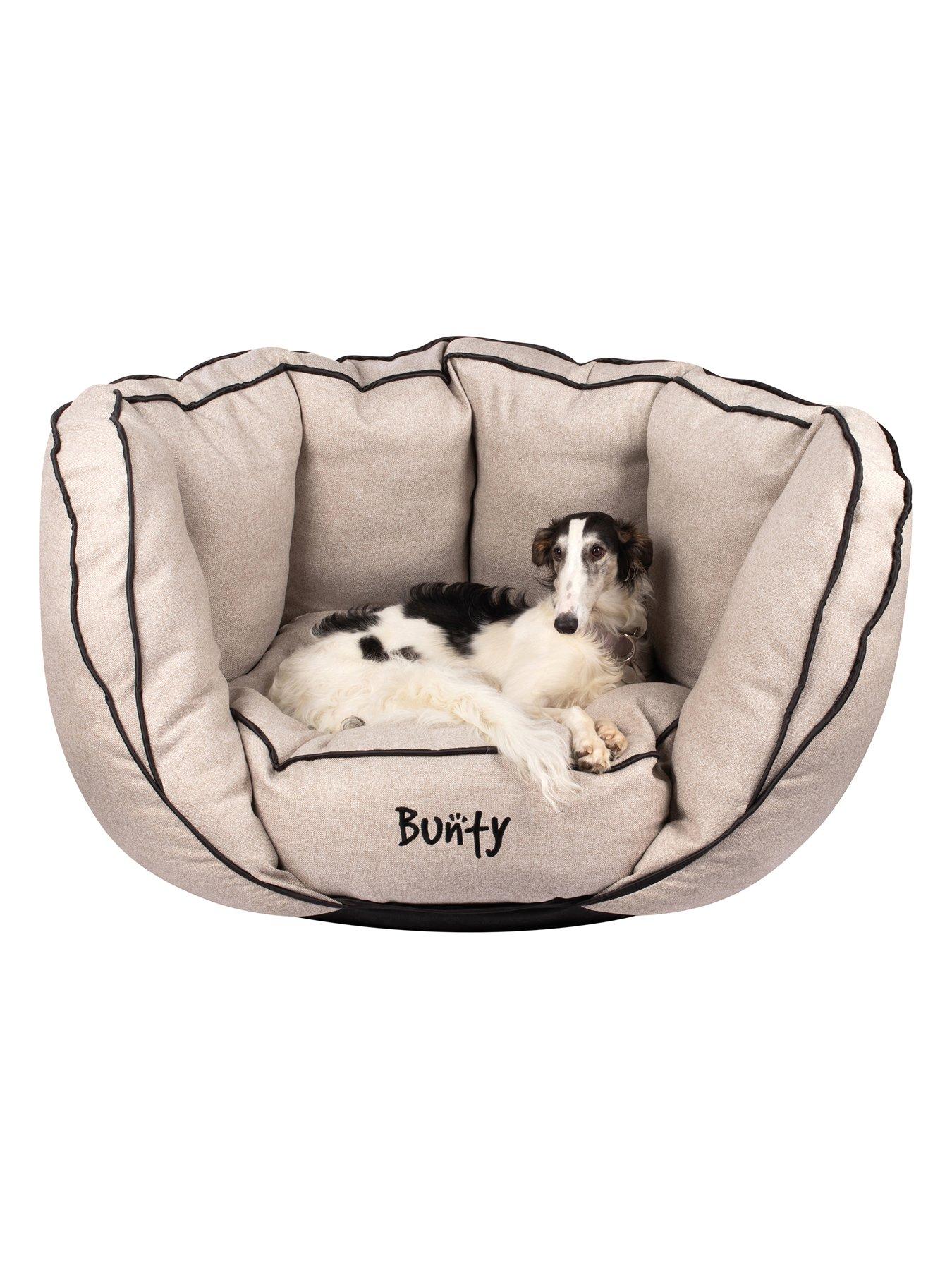 bunty-oyster-personalised-pet-bedoutfit