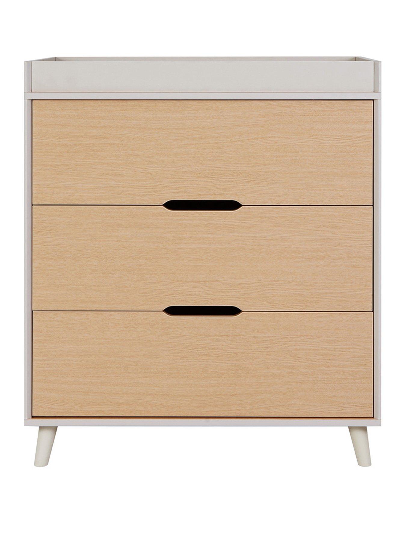 tutti-bambini-fika-chest-changer-light-oakwhite-sandstillFront