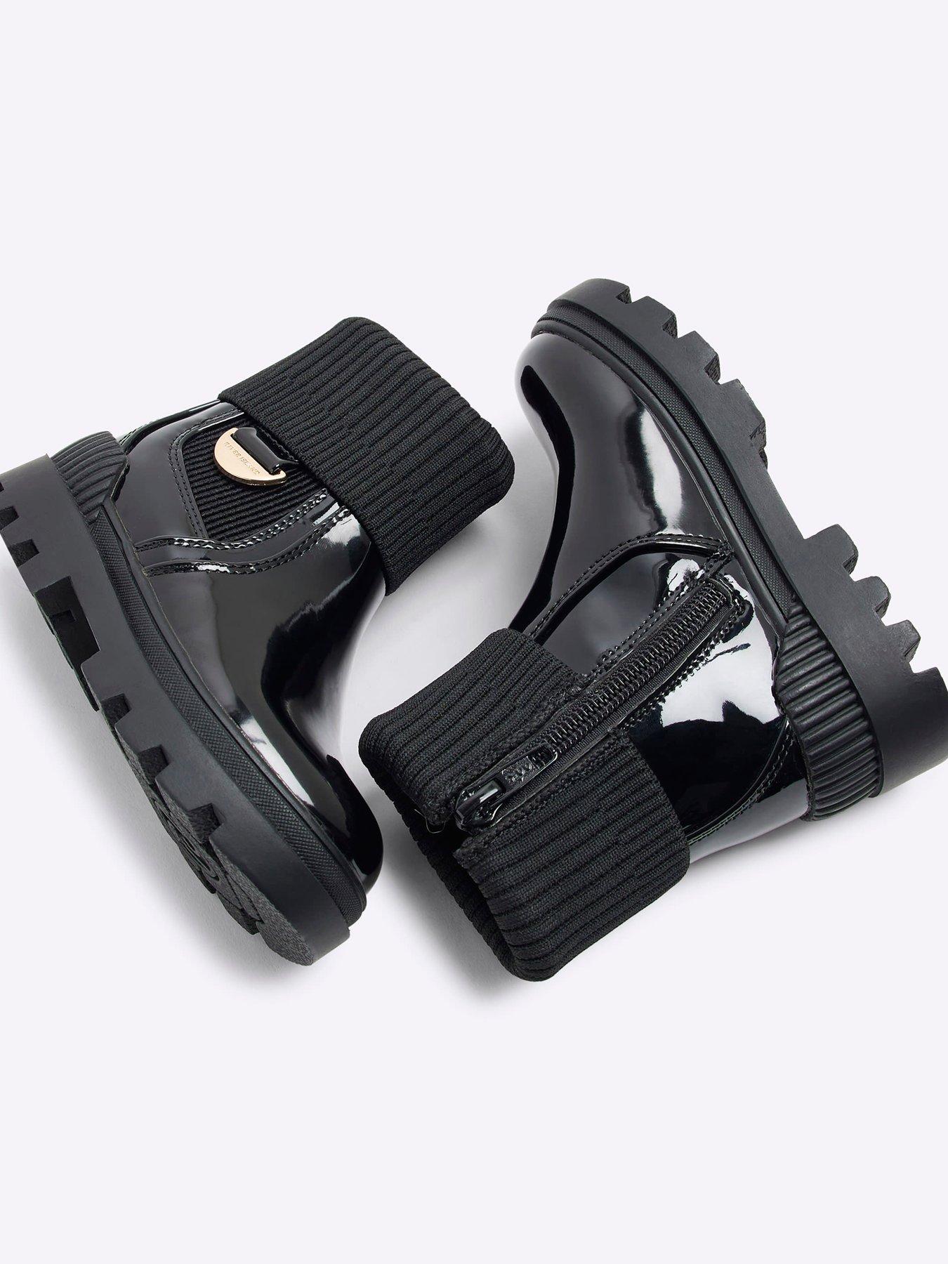 Image 6 of 6 of River Island Girls Patent Bow Boots - Black