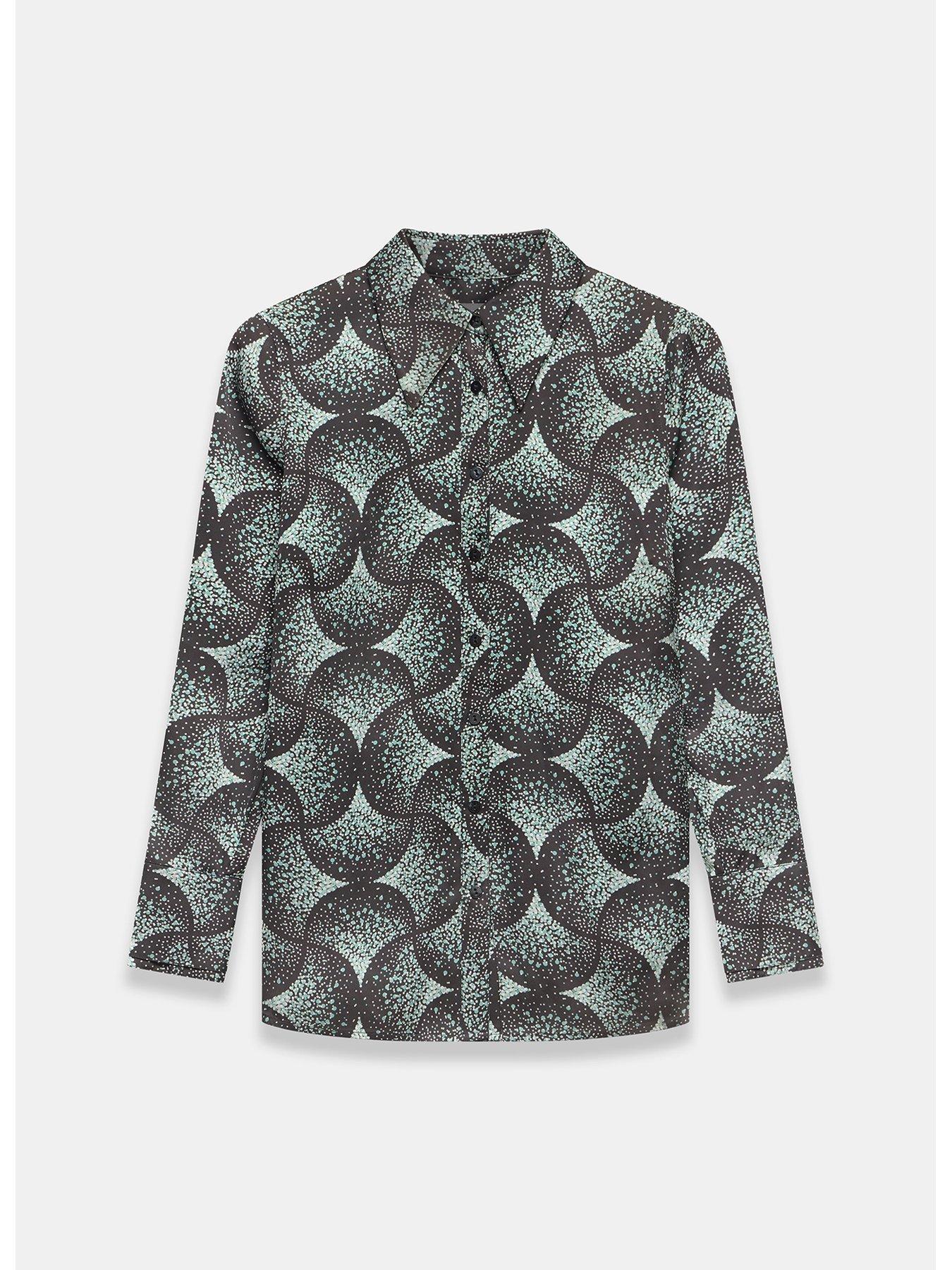 mint-velvet-green-geo-print-satin-shirtdetail