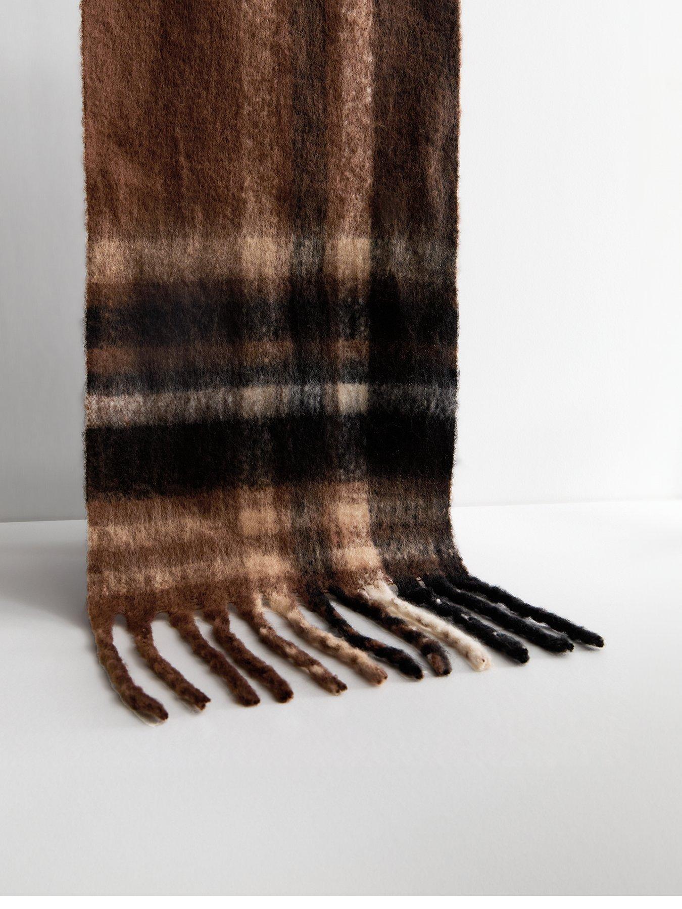 new-look-brown-heavyweight-brushed-check-scarf