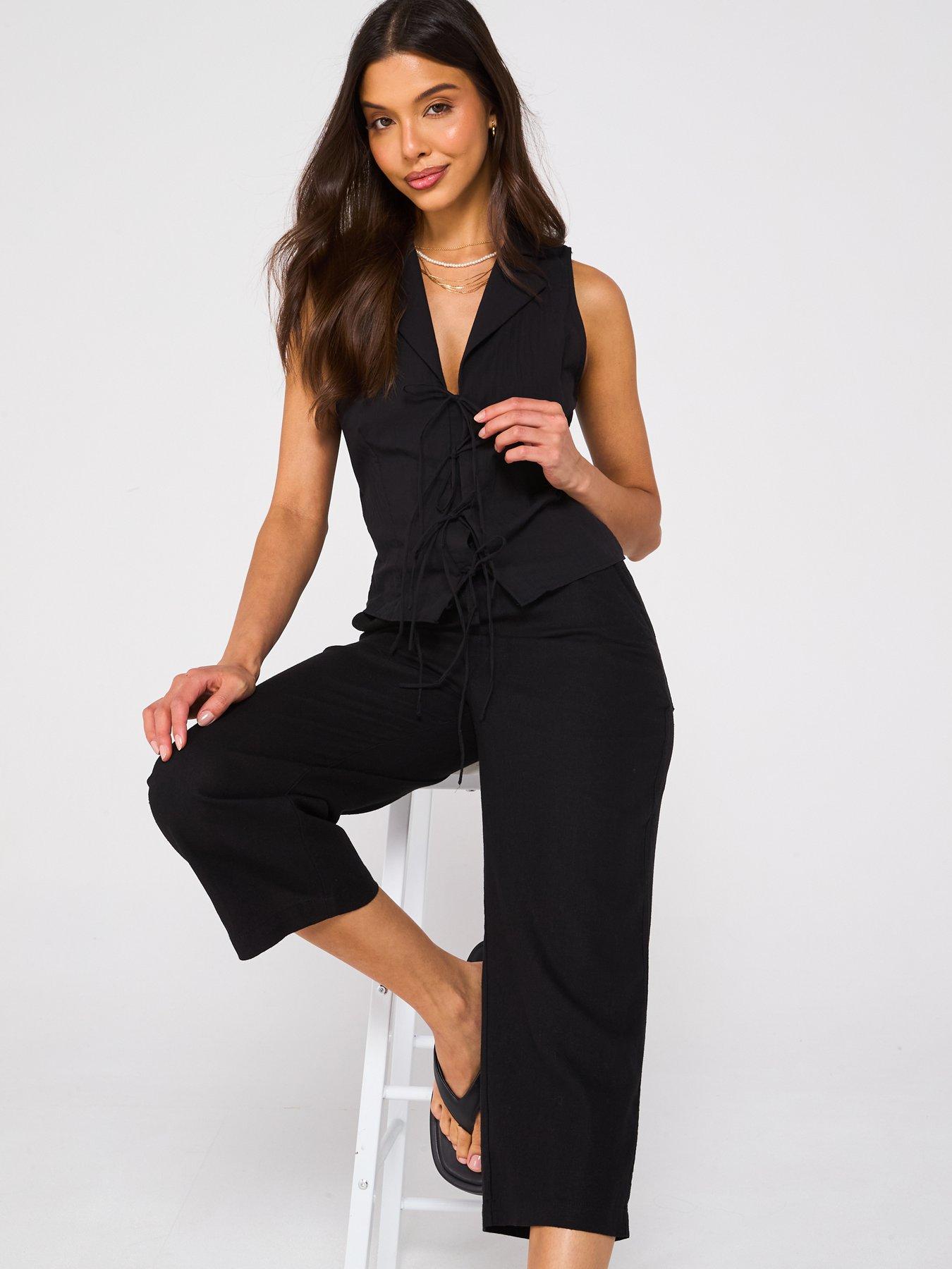 Image 5 of 6 of Everyday Cropped Linen Blend Trousers - Black