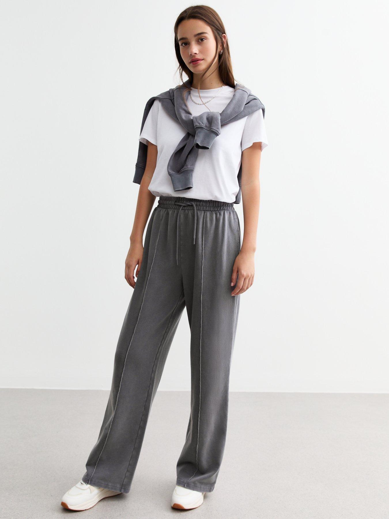 new-look-grey-pintucked-wide-leg-joggers