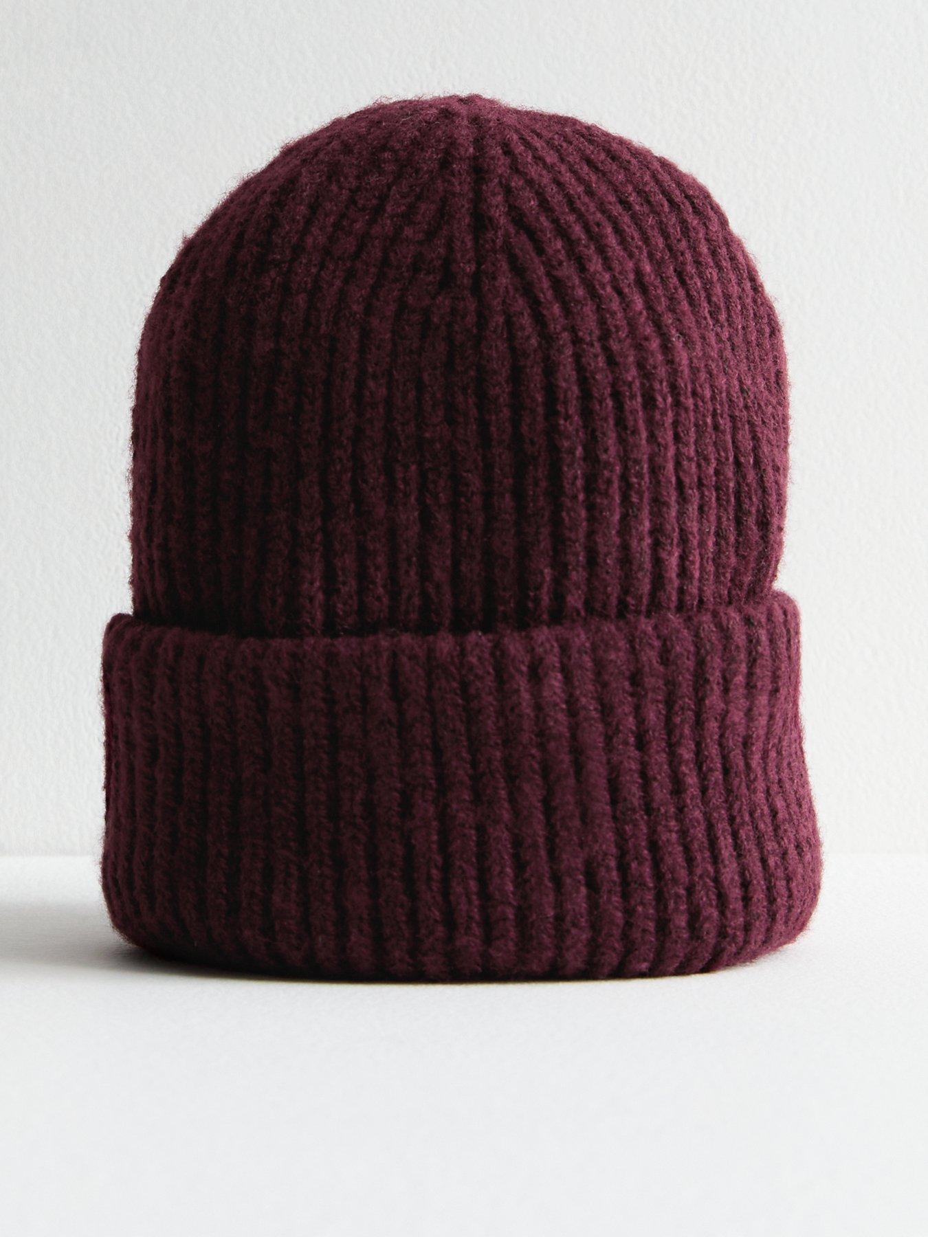 new-look-burgundy-rib-chunky-knit-beanie-hat