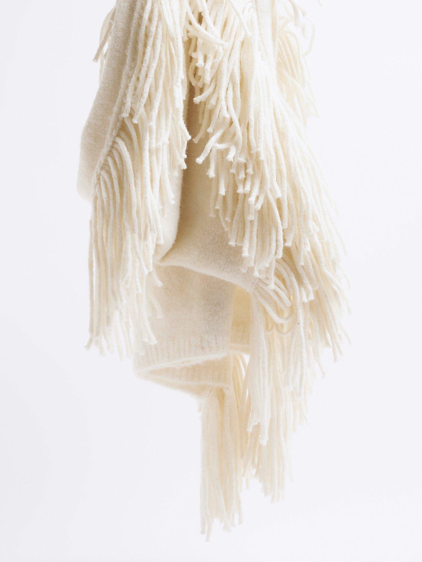 river-island-extreme-tassel-knit-scarf-creamback