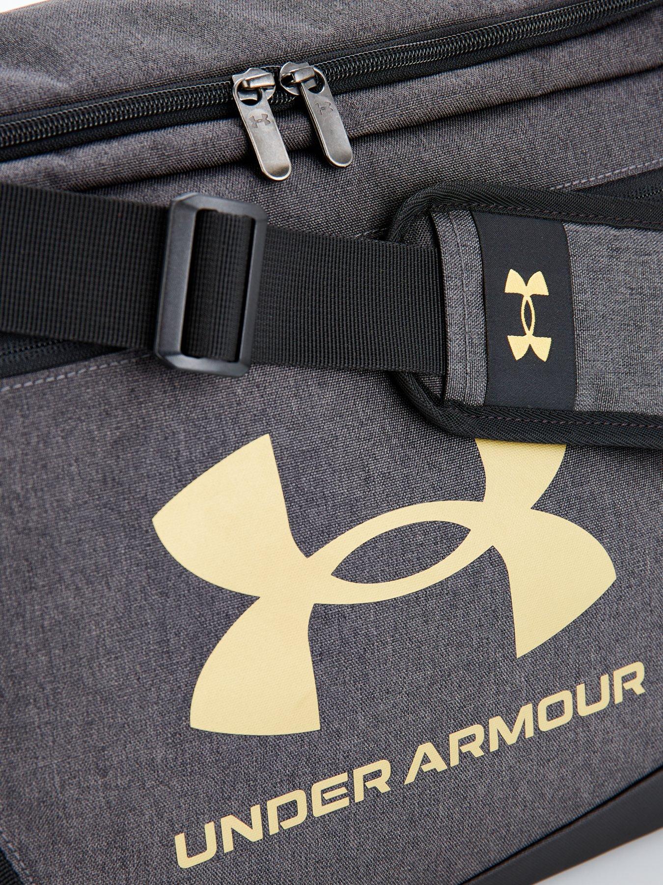 under-armour-undeniable-50-medium-duffle-blackoutfit