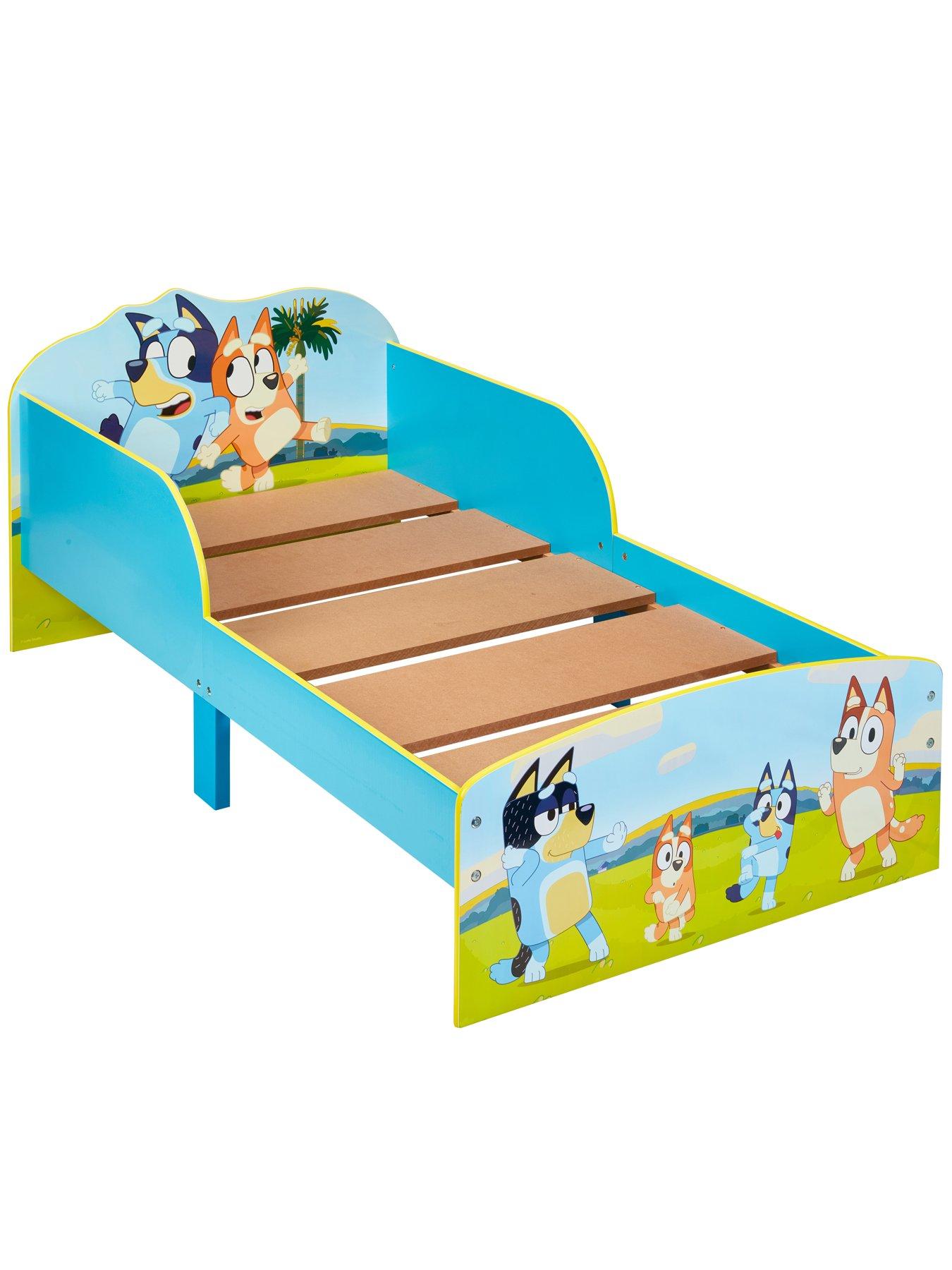 bluey-family-toddler-beddetail