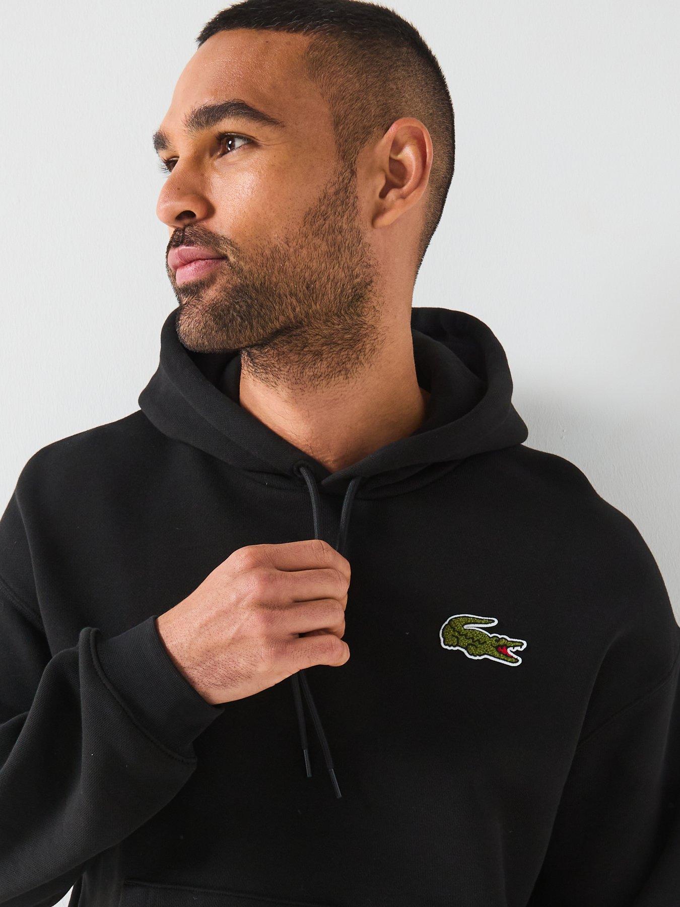 lacoste-relaxed-fit-signature-large-croc-overhead-hoodieoutfit