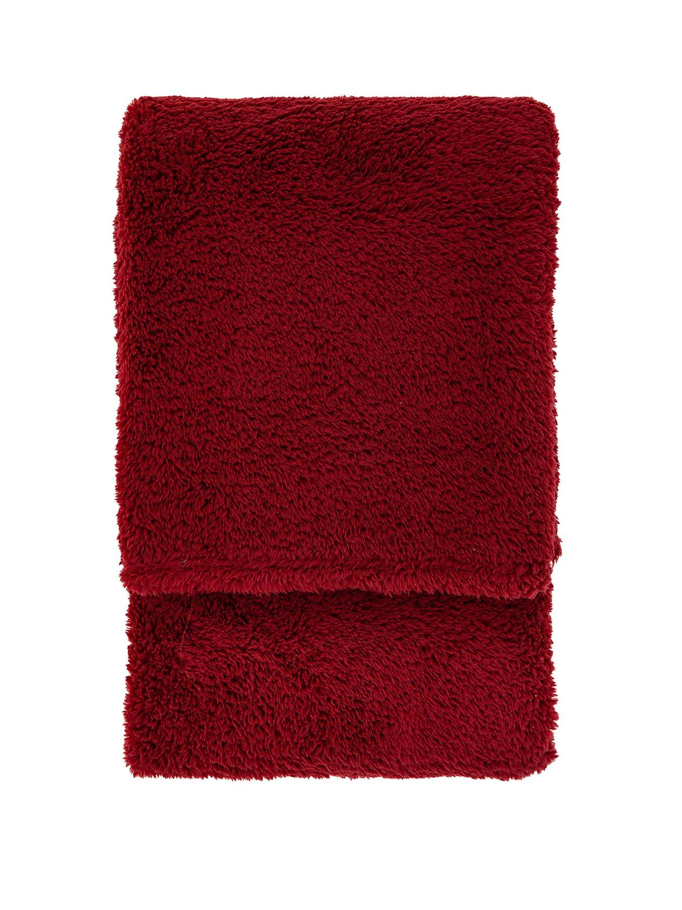 gallery-teddy-fleece-throw-in-merlot