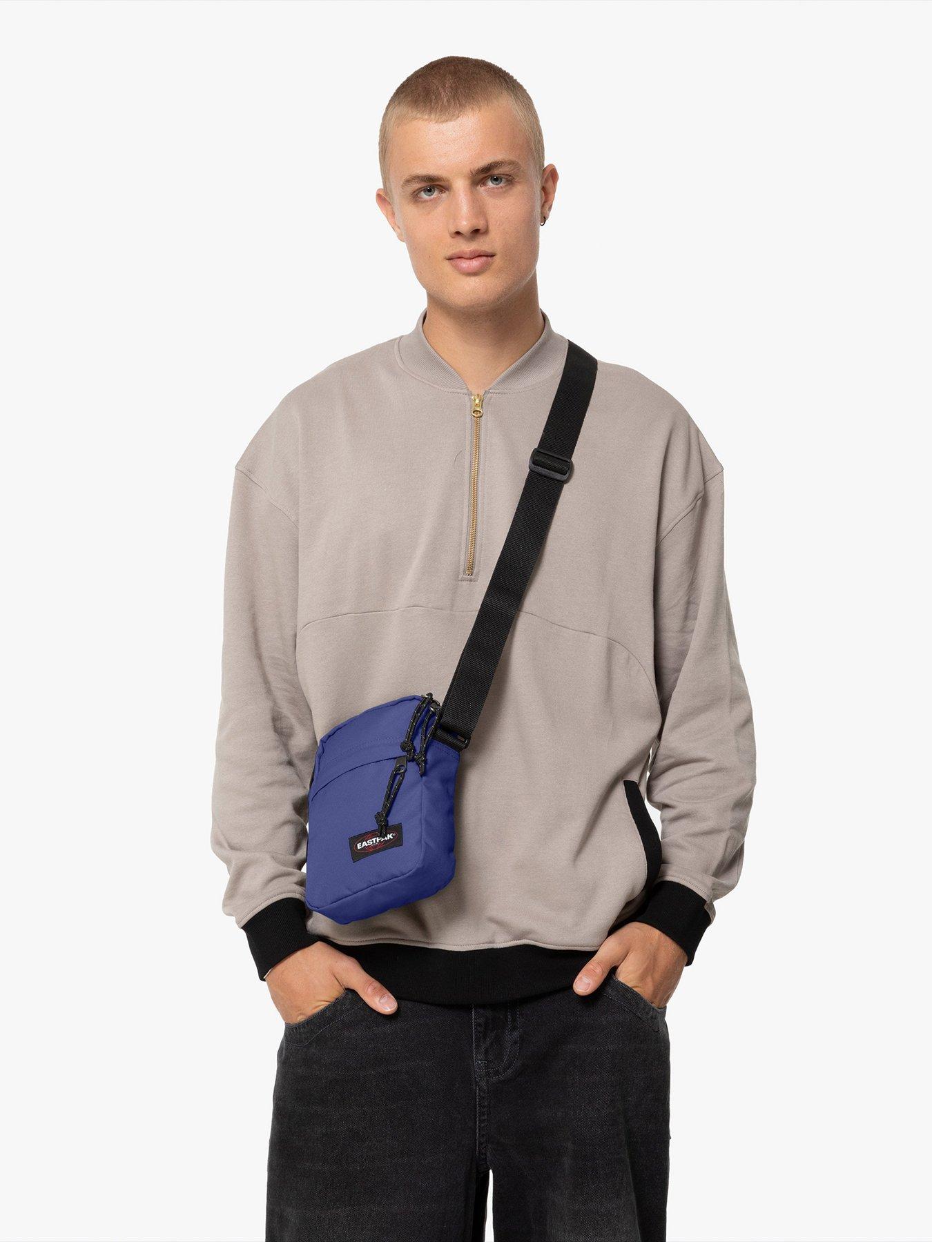 eastpak-eastpak-the-one-1o7-crossbody-bag-suit-bluedetail