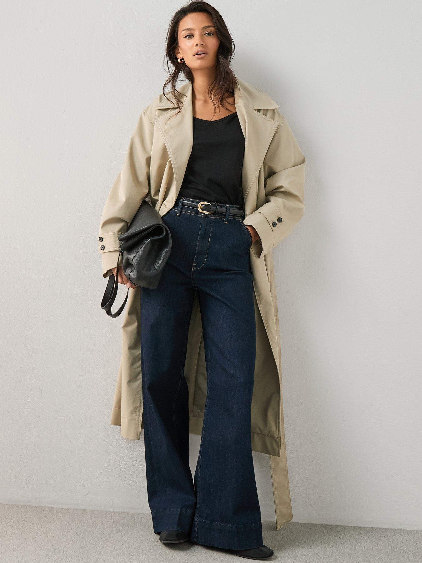 Image 3 of 6 of The Very Collection Essential Scoop Neck T-Shirt - Black