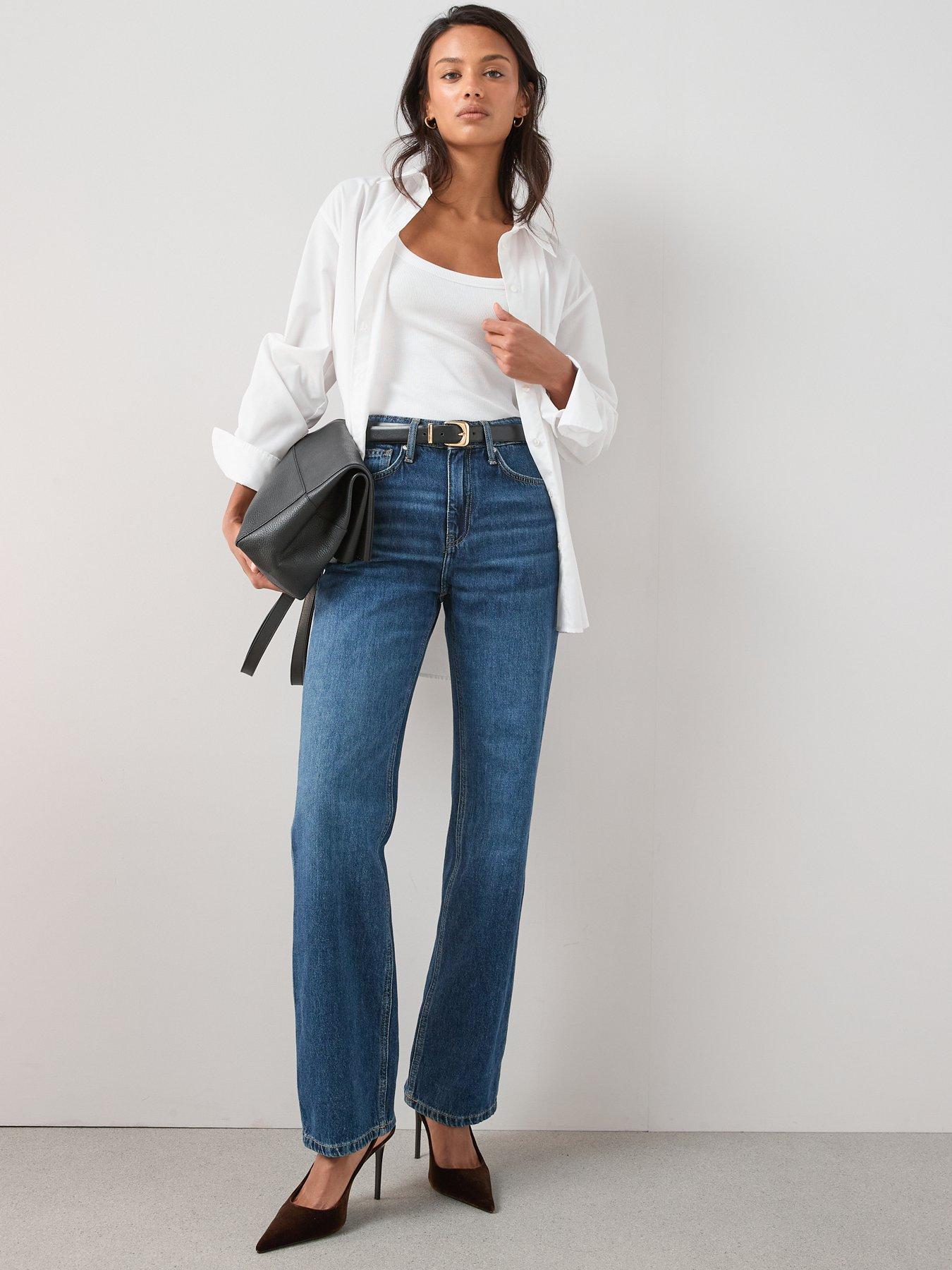 Image 3 of 6 of The Very Collection Essential Rib Scoop Vest - White