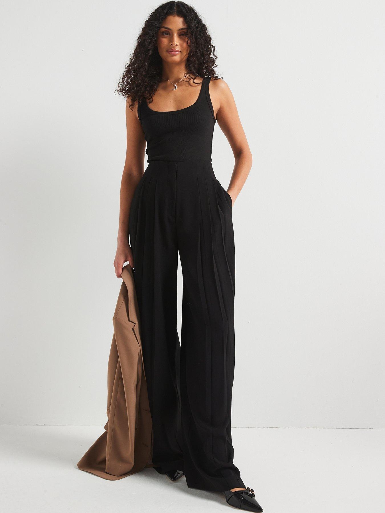 Image 6 of 6 of The Very Collection Tall Essential Rib Scoop Vest - Black