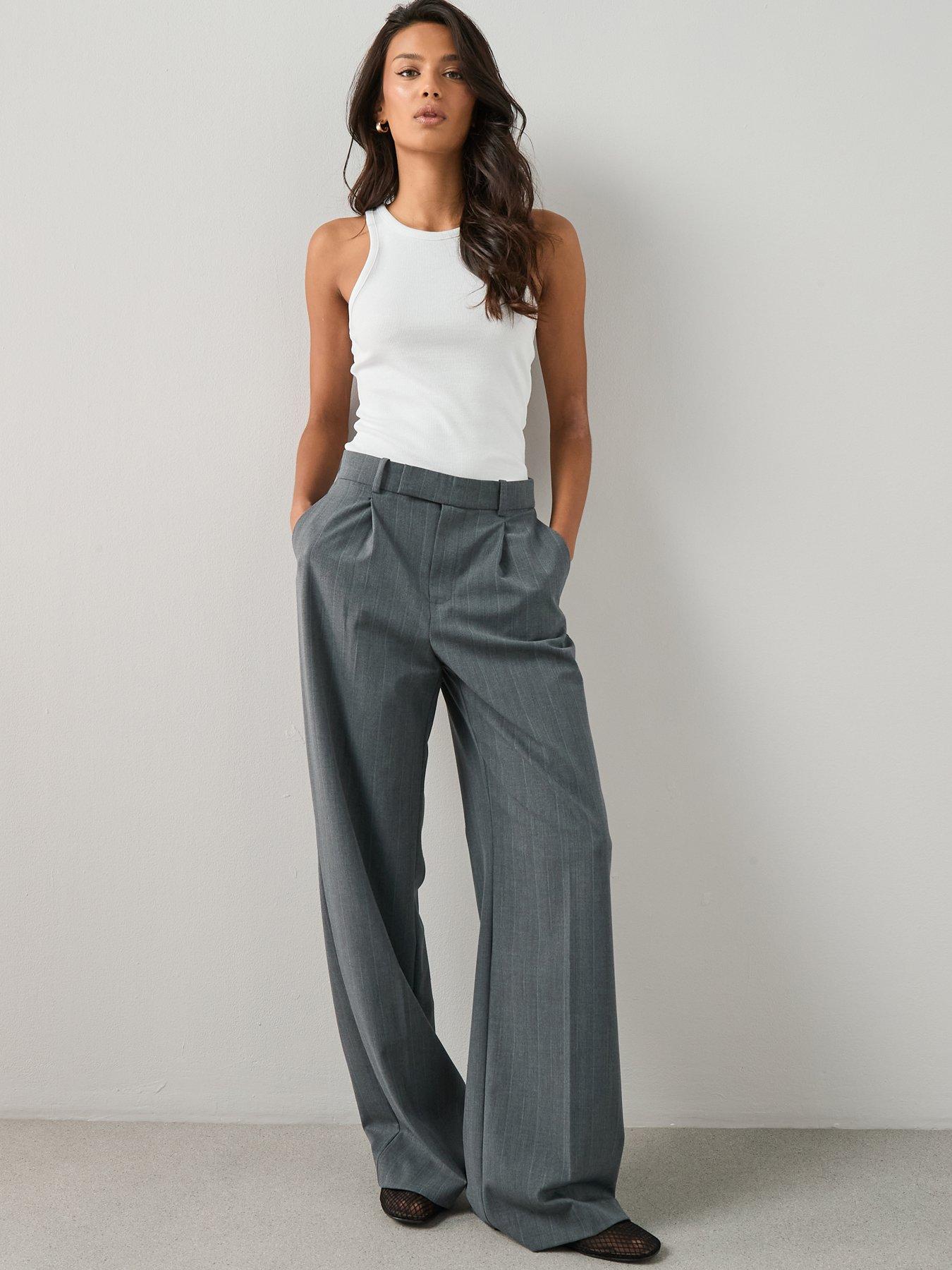 Image 6 of 6 of The Very Collection Ribbed Racer Vest - White