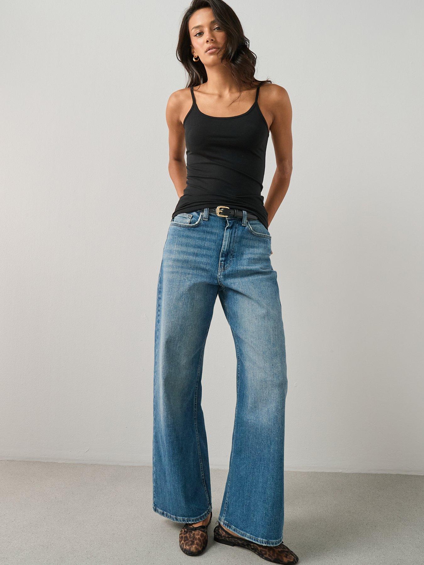 Image 7 of 7 of The Very Collection Essential 3 Pack Cami - Multi