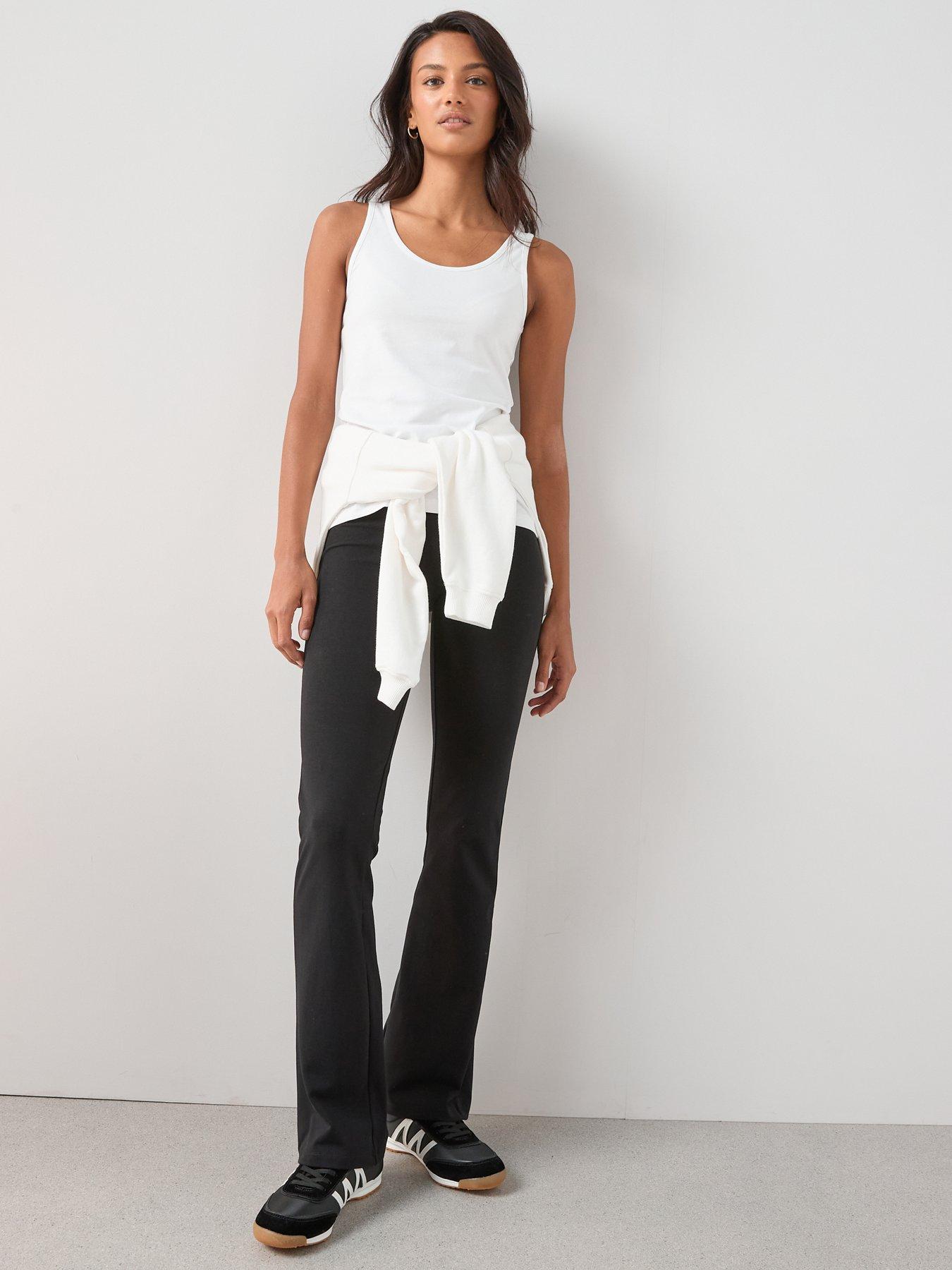 Image 4 of 7 of The Very Collection 2 Pack Essential Scoop Neck Vest - Black/White