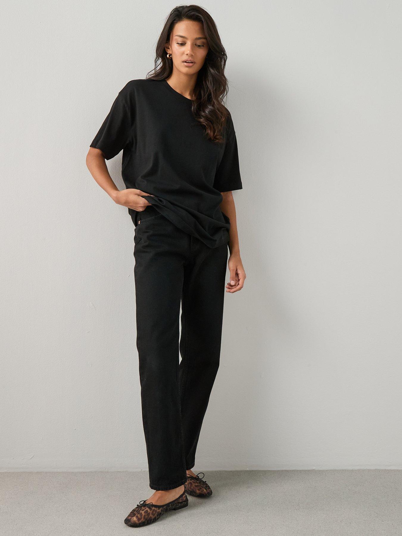 Image 6 of 6 of The Very Collection Essential Oversized T-shirt - Black