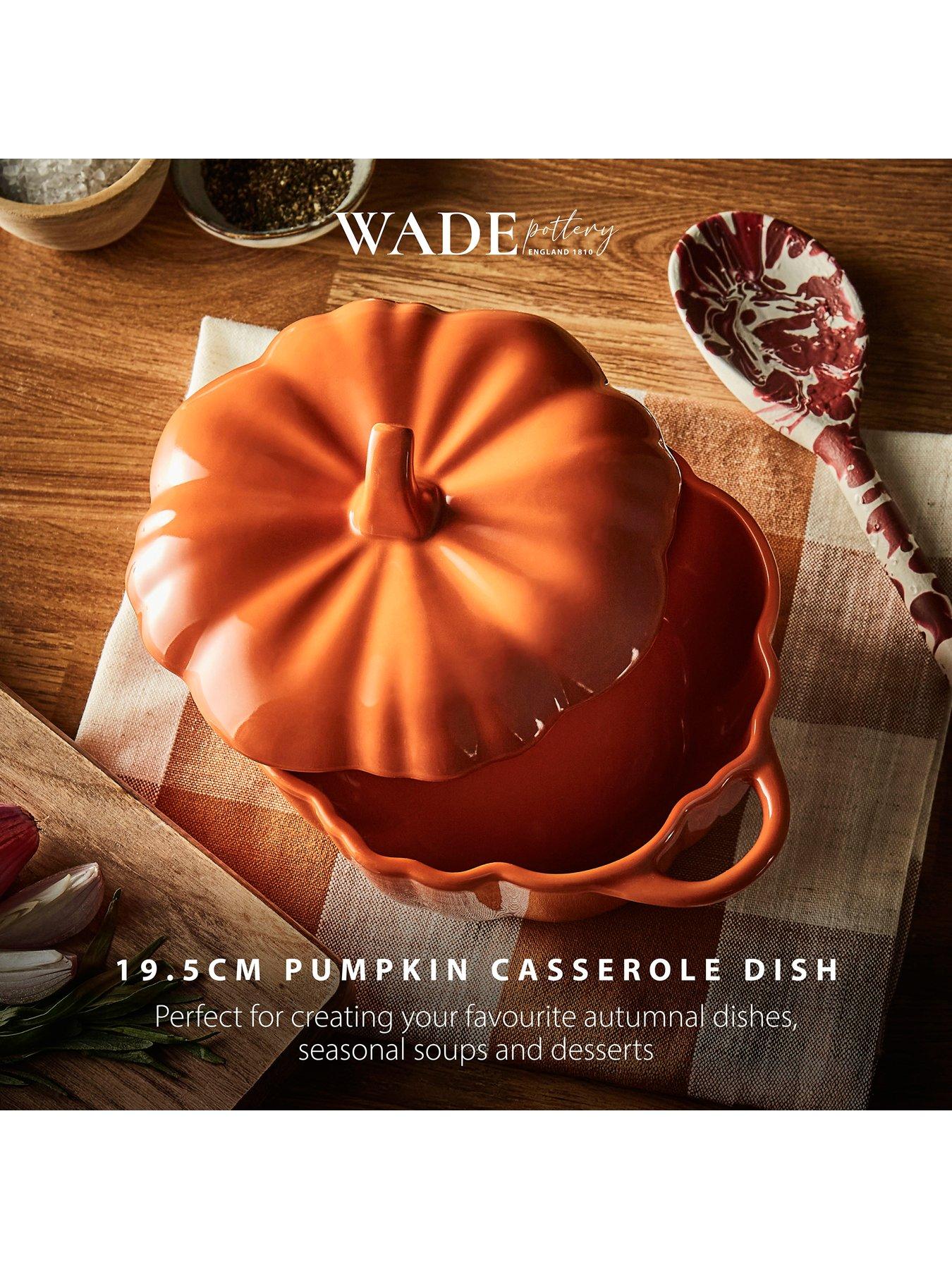 wade-medium-pumpkin-casserole-dishoutfit