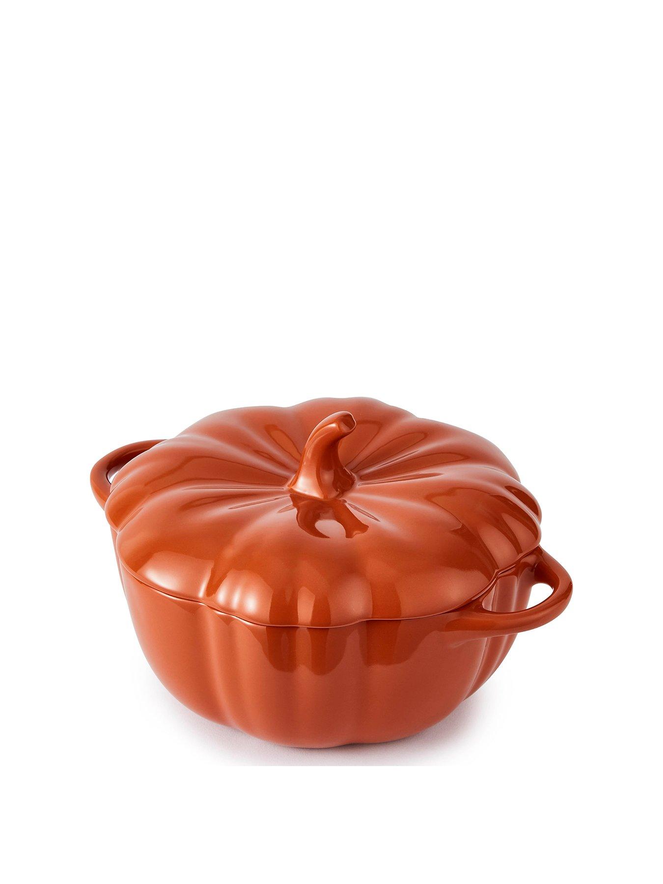 wade-large-pumpkin-casserole-dishnbsp