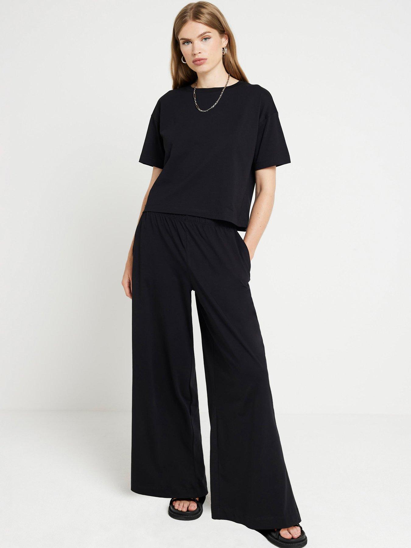 river-island-tee-and-trouser-set-blackfront