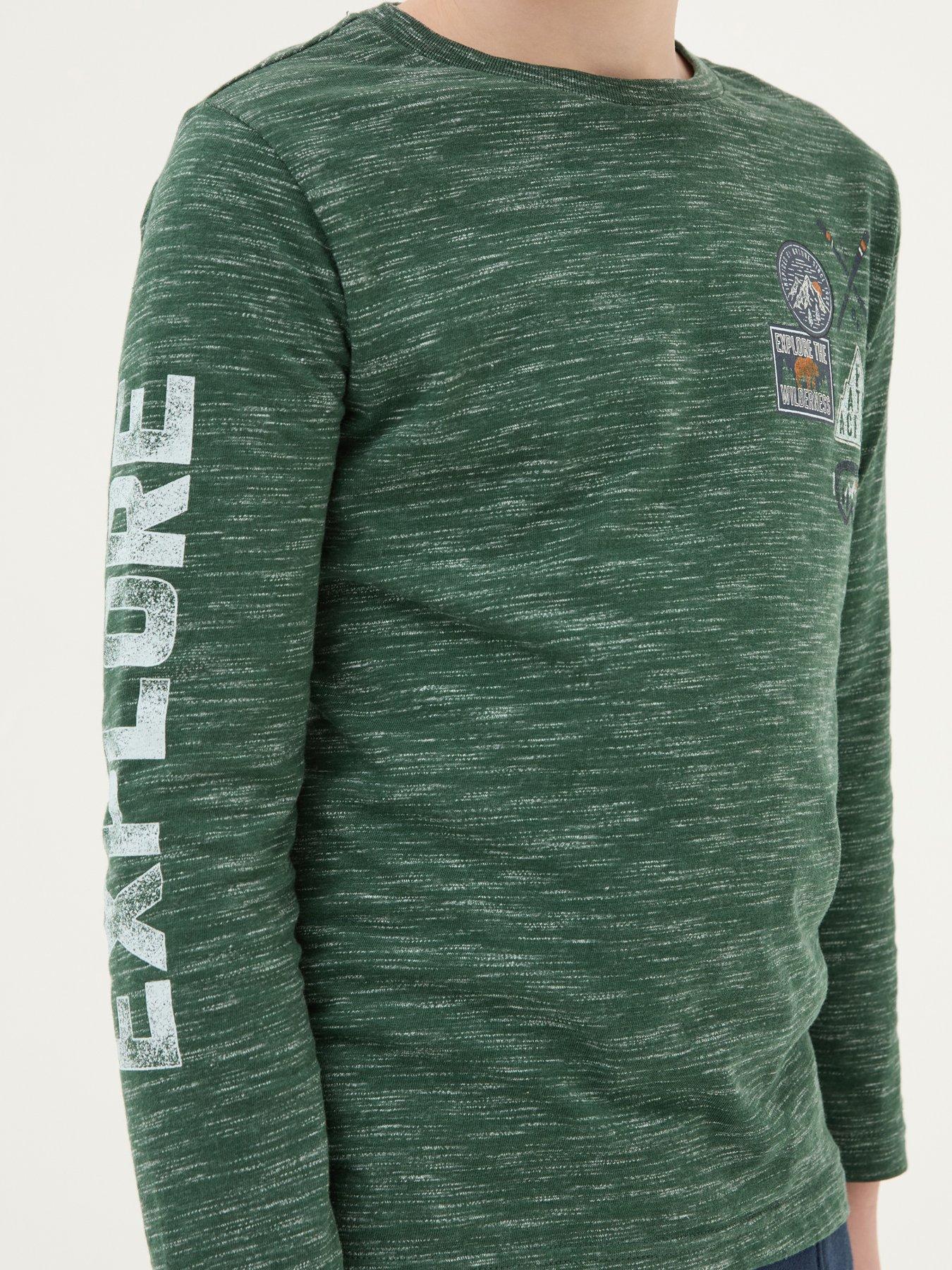 fatface-boys-explore-ski-long-sleeve-t-shirt-dark-greenoutfit