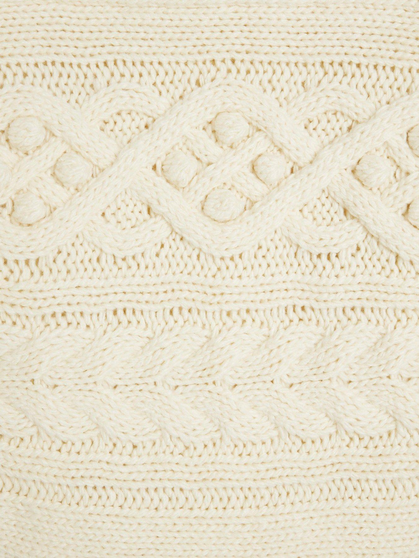 river-island-cable-peak-shoulder-jumper-creamdetail