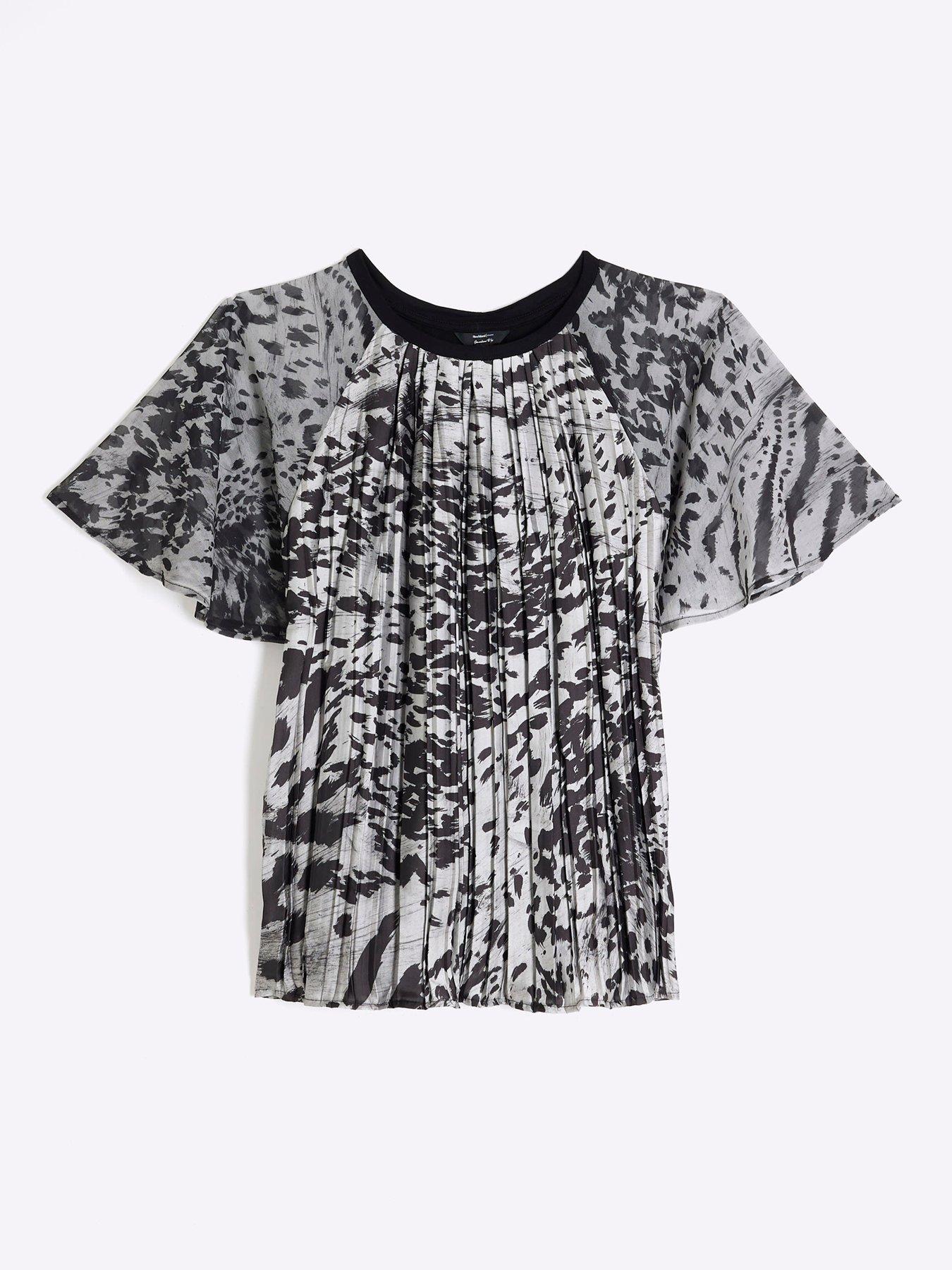 river-island-hybrid-crinkle-printed-top-greydetail