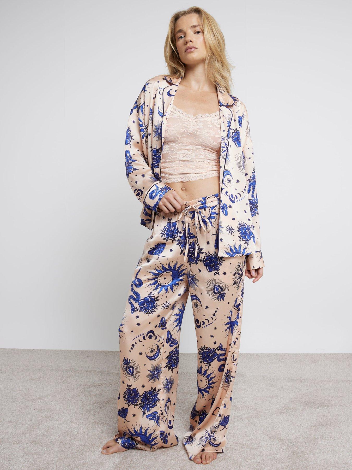 river-island-astrology-satin-pj-set-light-pink